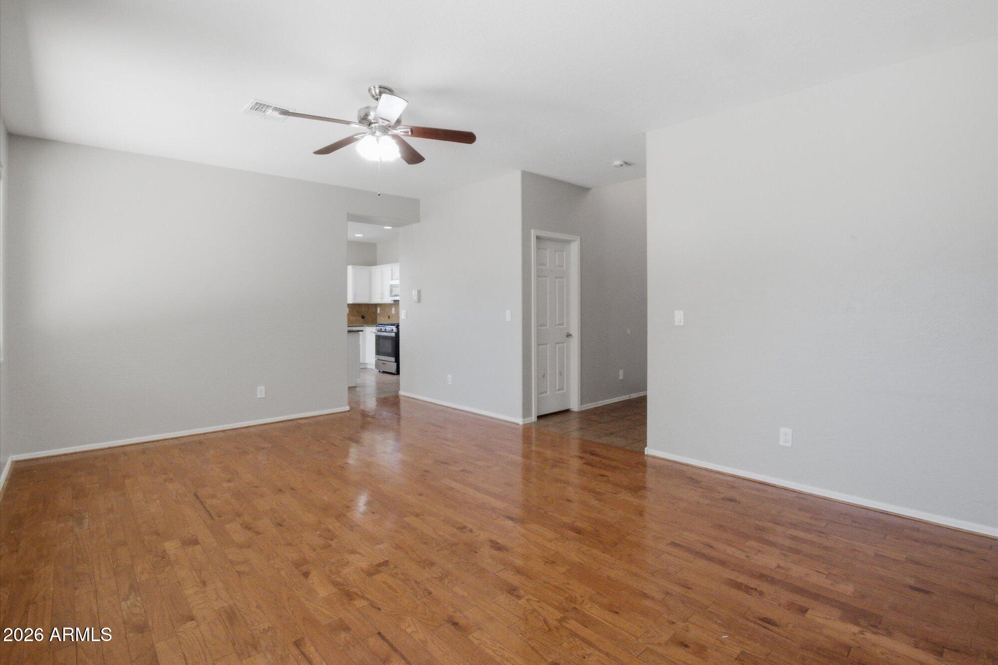 39517 N NOBLE HAWK Court