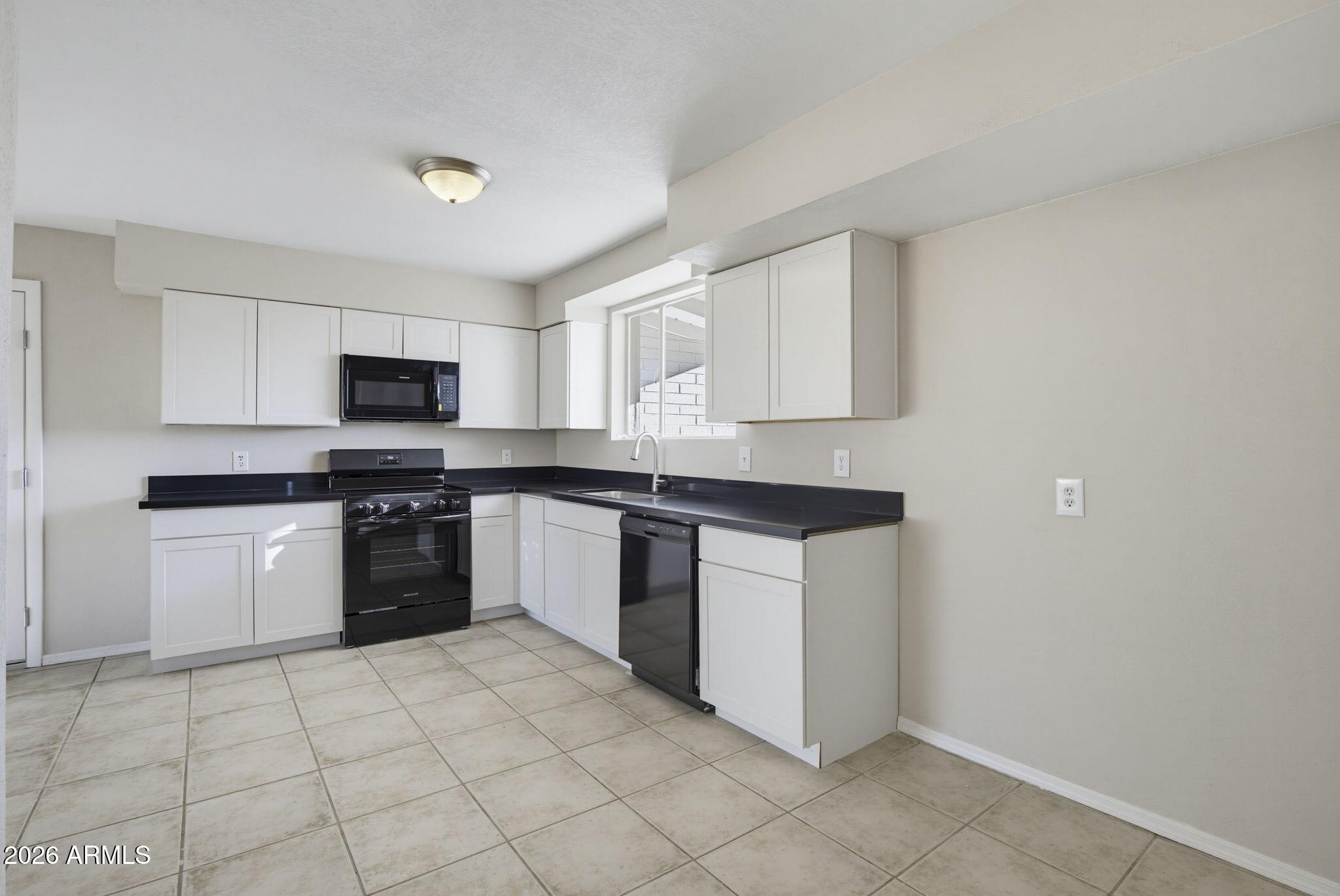 3436 N 49TH Drive