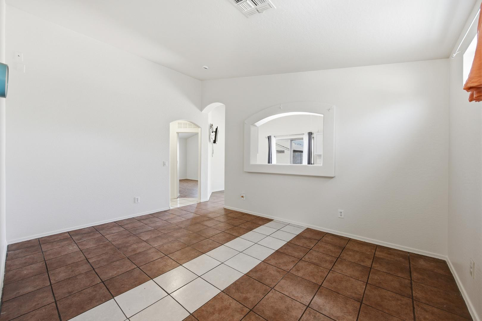 12418 W Windrose Drive