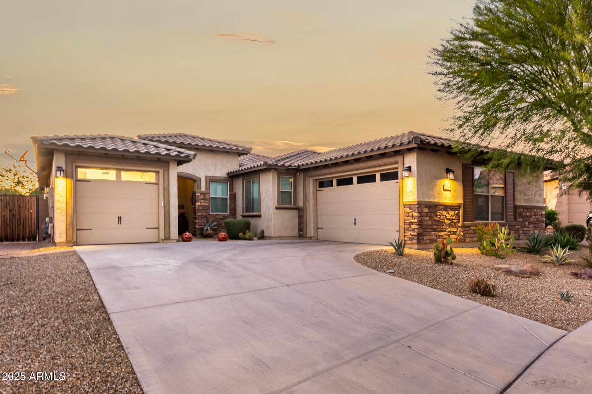 15204 S 183RD Avenue