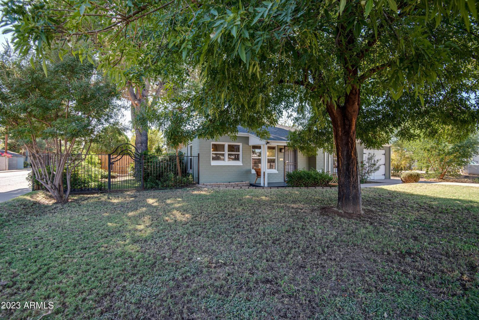 1301 W Glenrosa Avenue