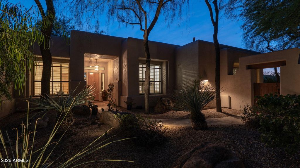 Photo of 8400 E Dixileta Drive #112, Scottsdale, AZ 85266 (MLS # 6972728)