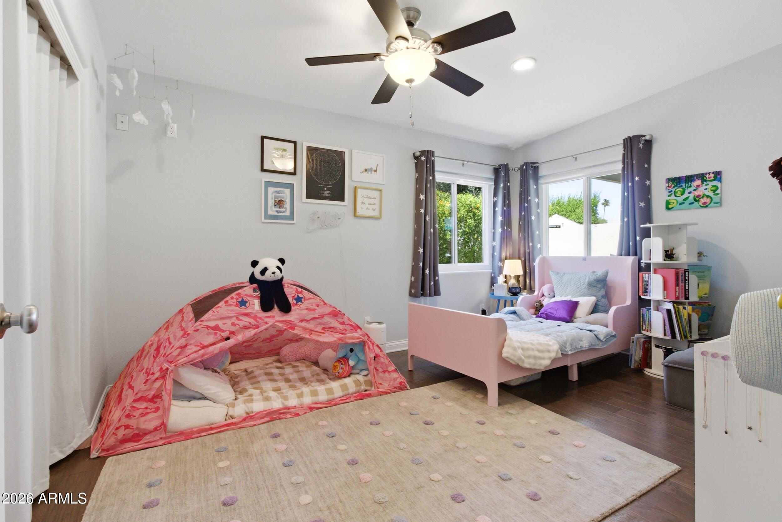 MIDDLETON HOMES - Residential