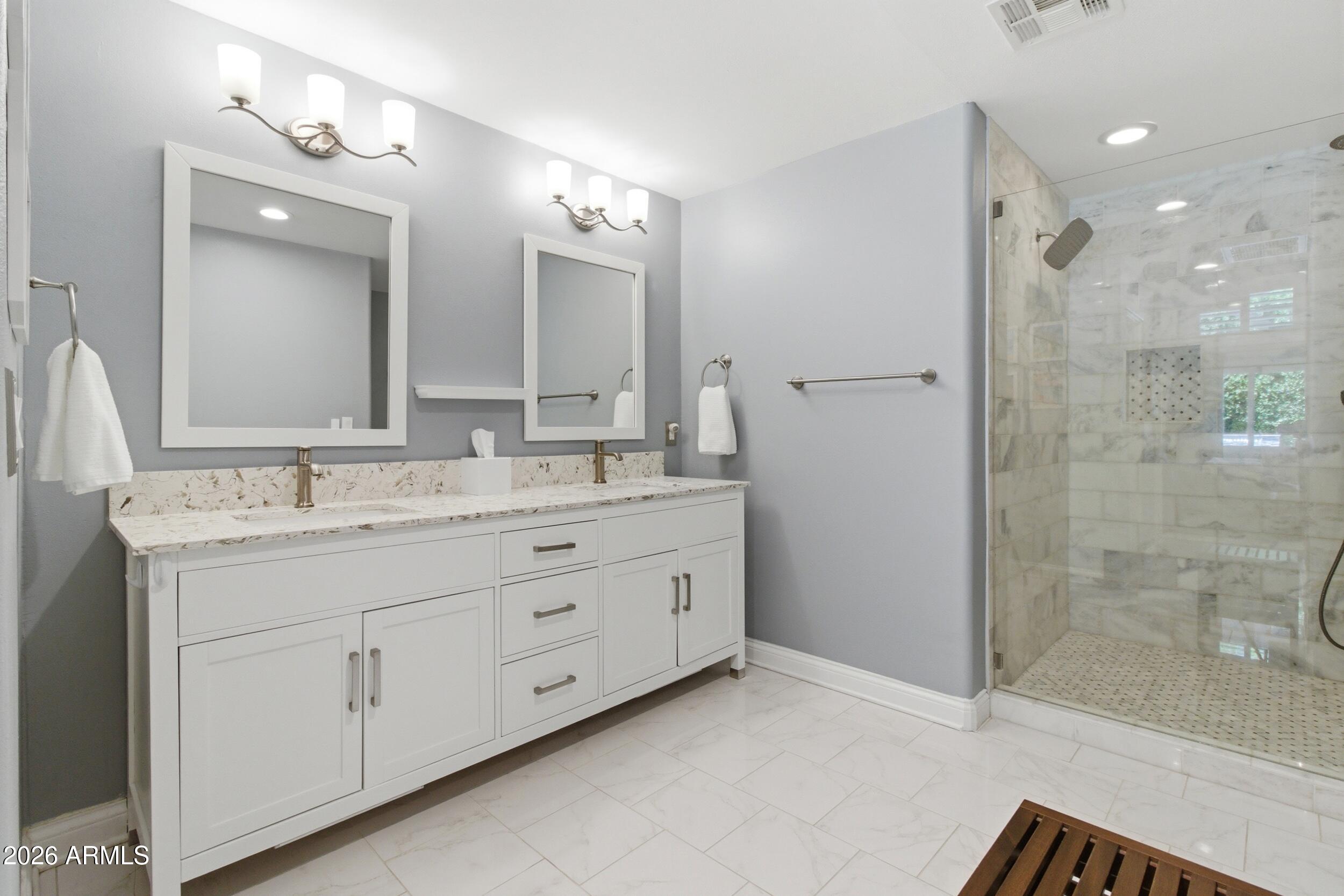 MIDDLETON HOMES - Residential