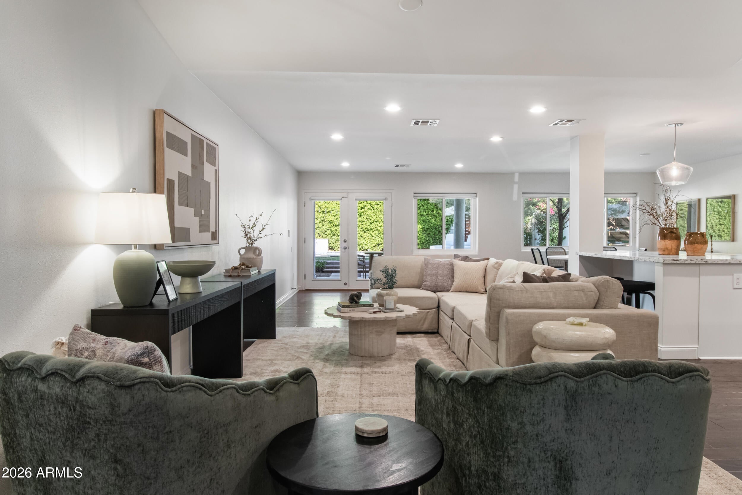 2945 N 47TH Place