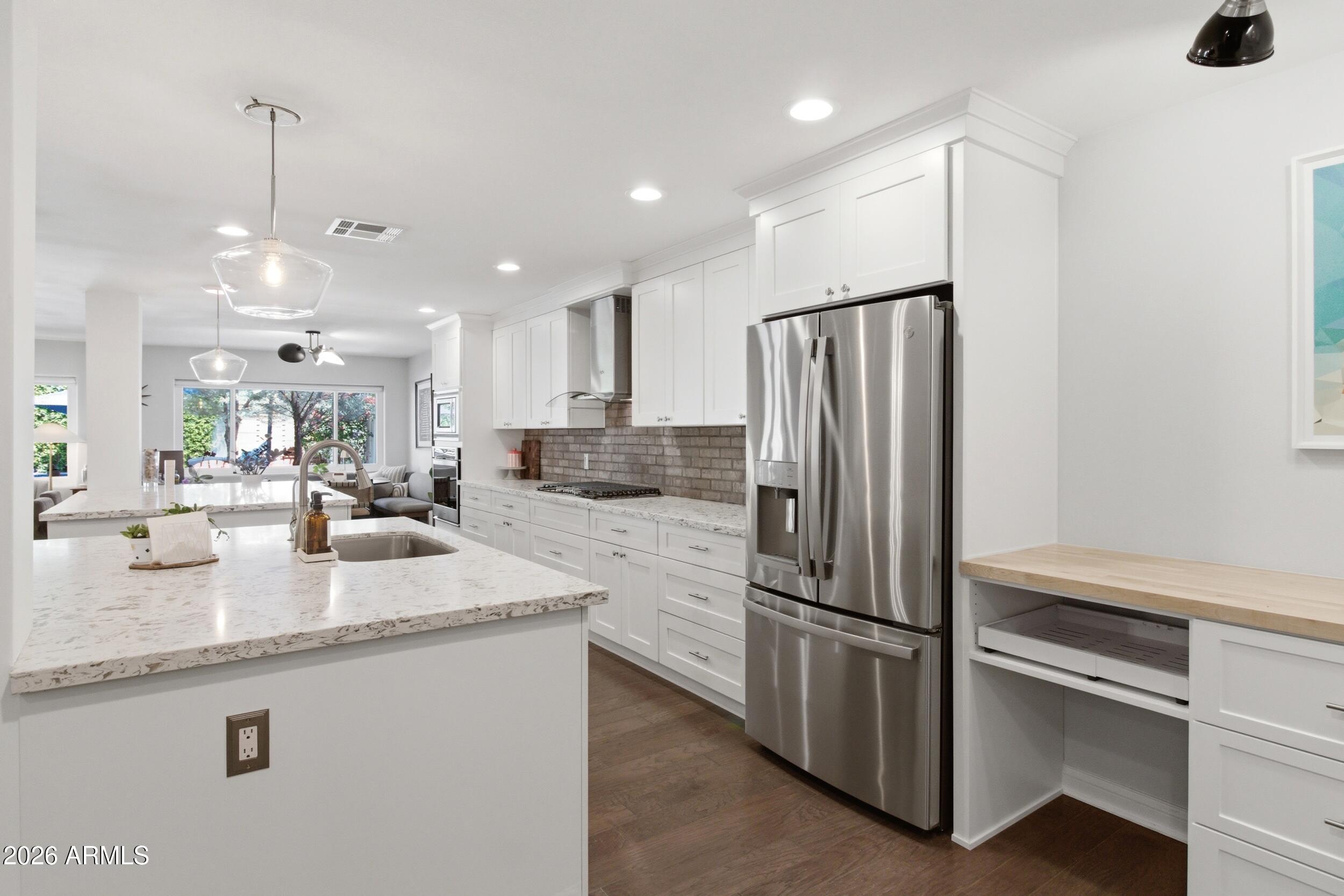 MIDDLETON HOMES - Residential