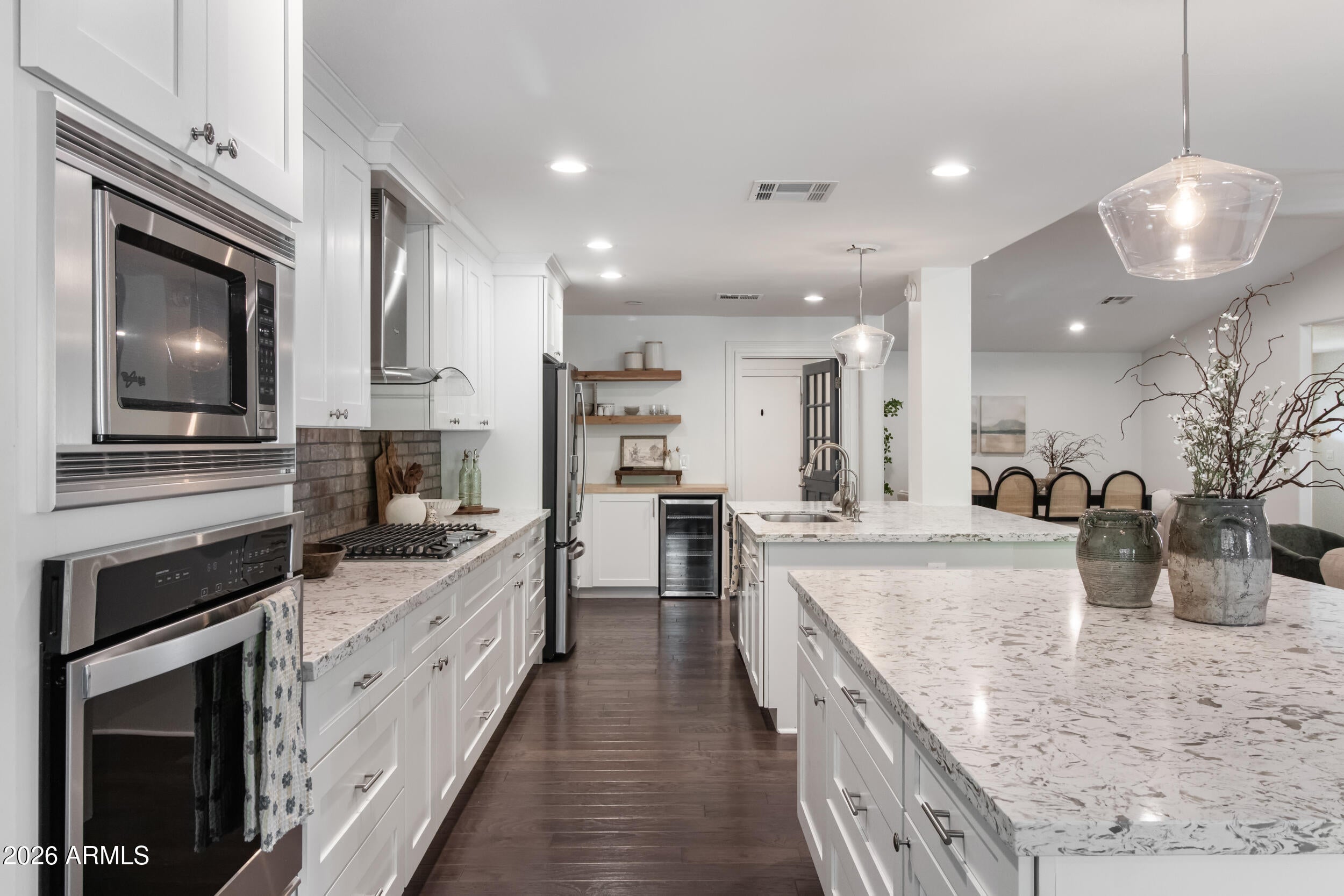 2945 N 47TH Place