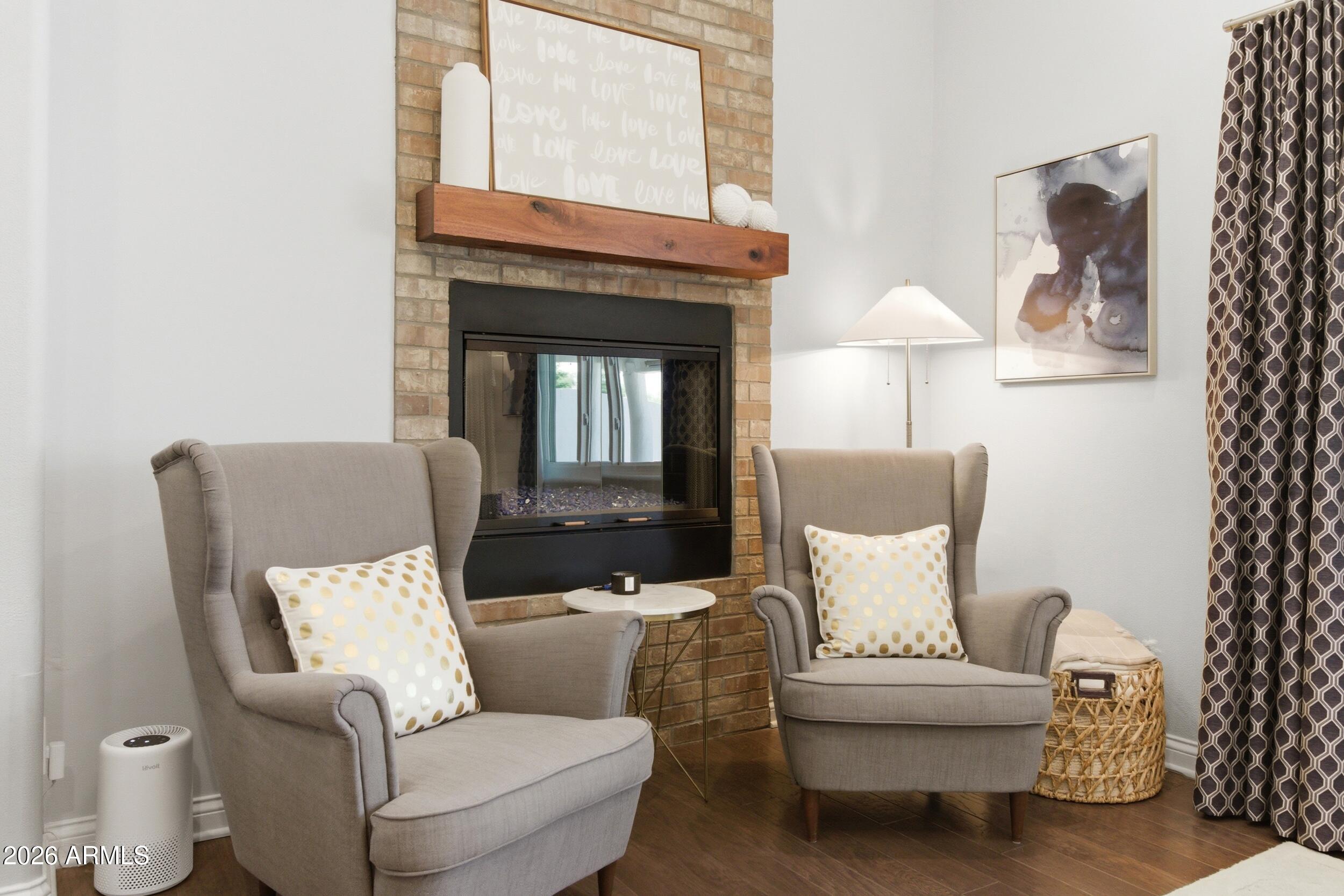MIDDLETON HOMES - Residential