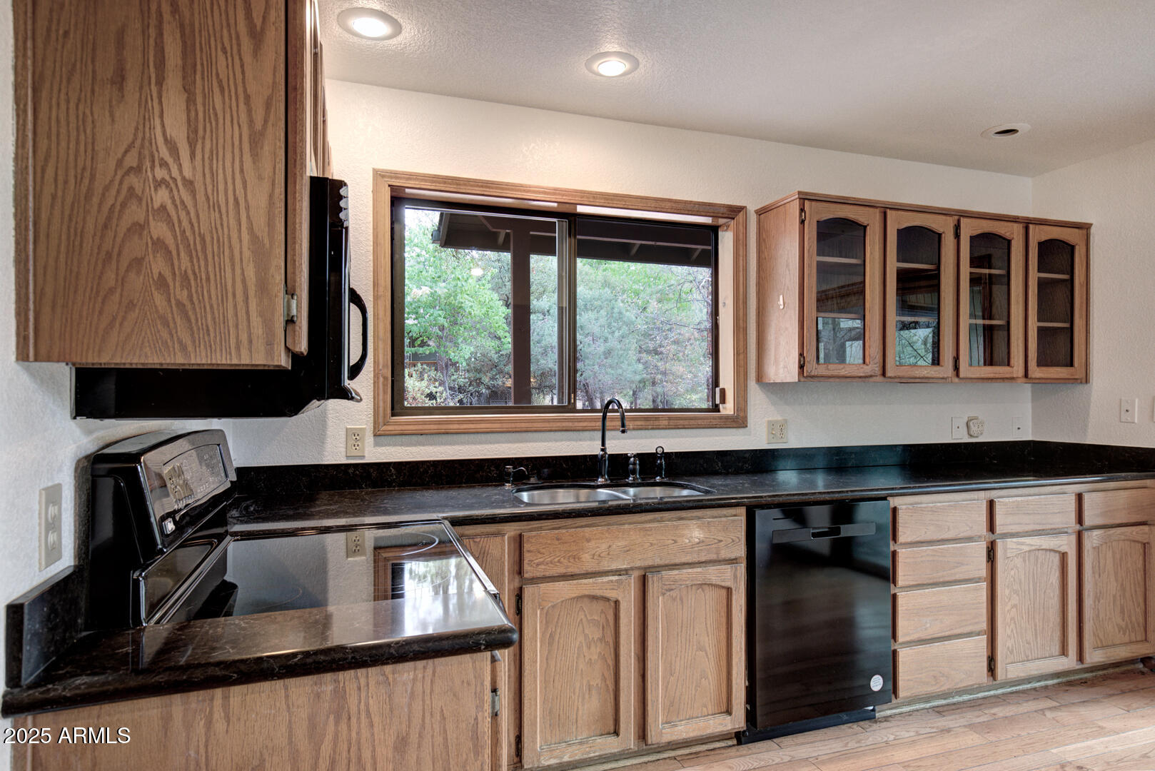 5115 N Monte Vista Lane