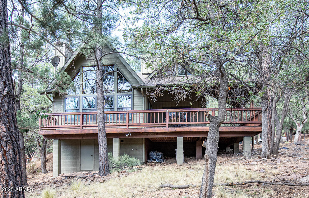 5115 N Monte Vista Lane
