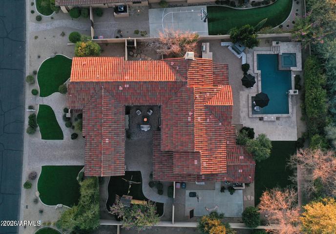 8280 E TAILFEATHER Drive