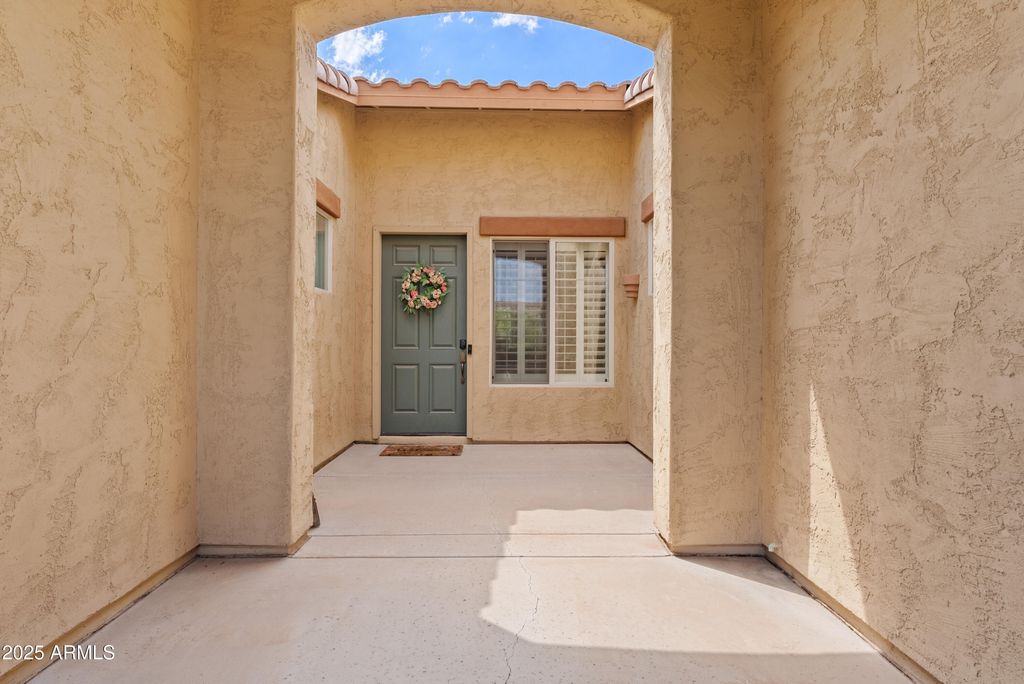 Photo of 2165 E Crescent Place, Chandler, AZ 85249 (MLS # 6910285)