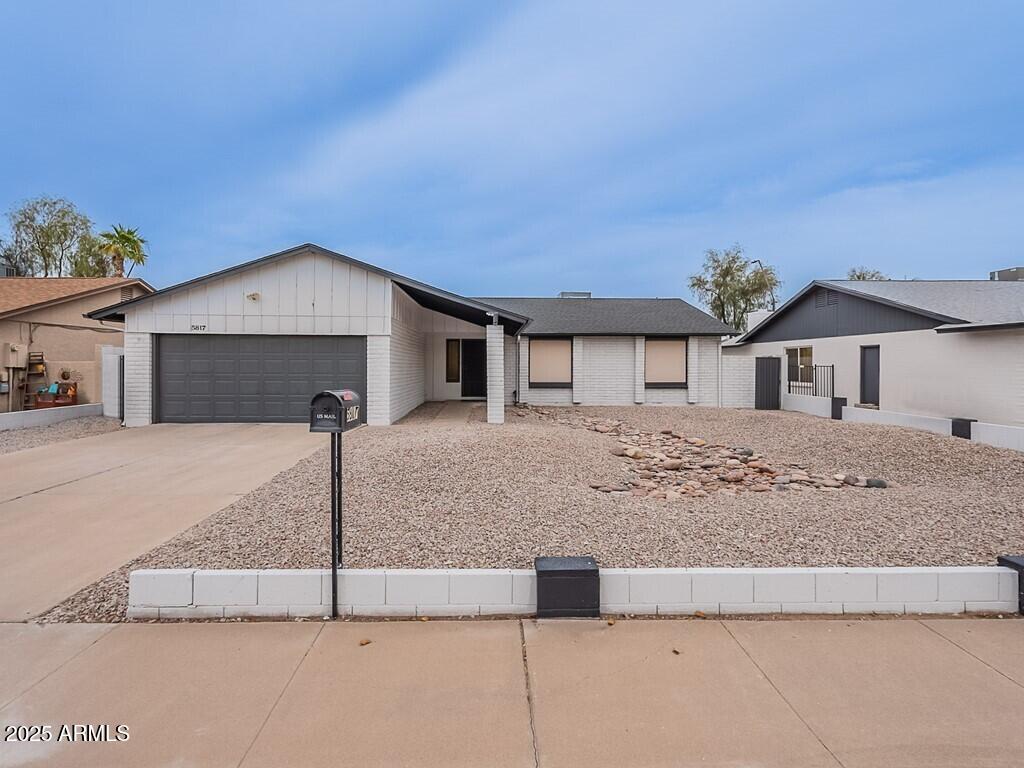 5817 S SIESTA Lane