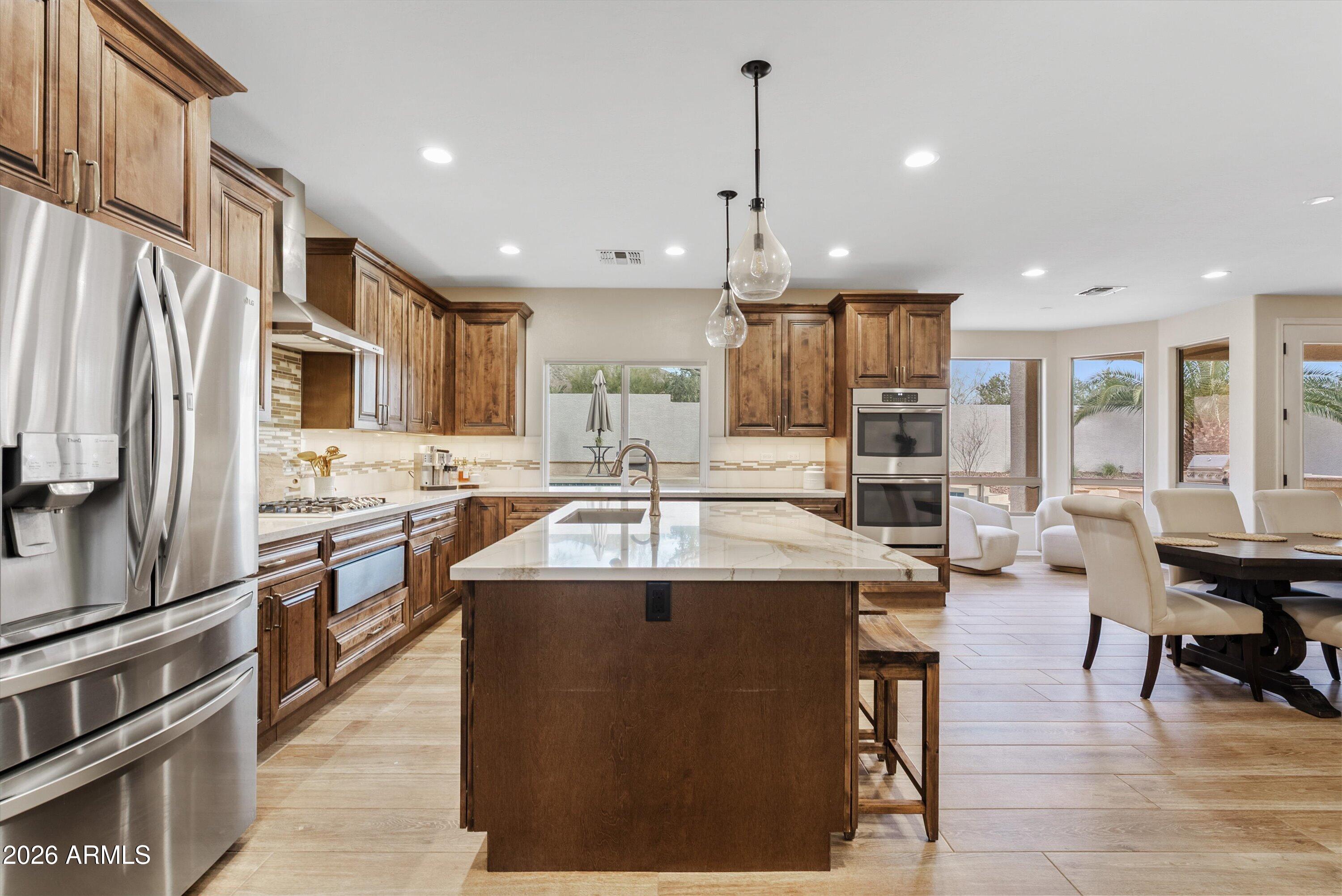 2730 W SILVER FOX Way