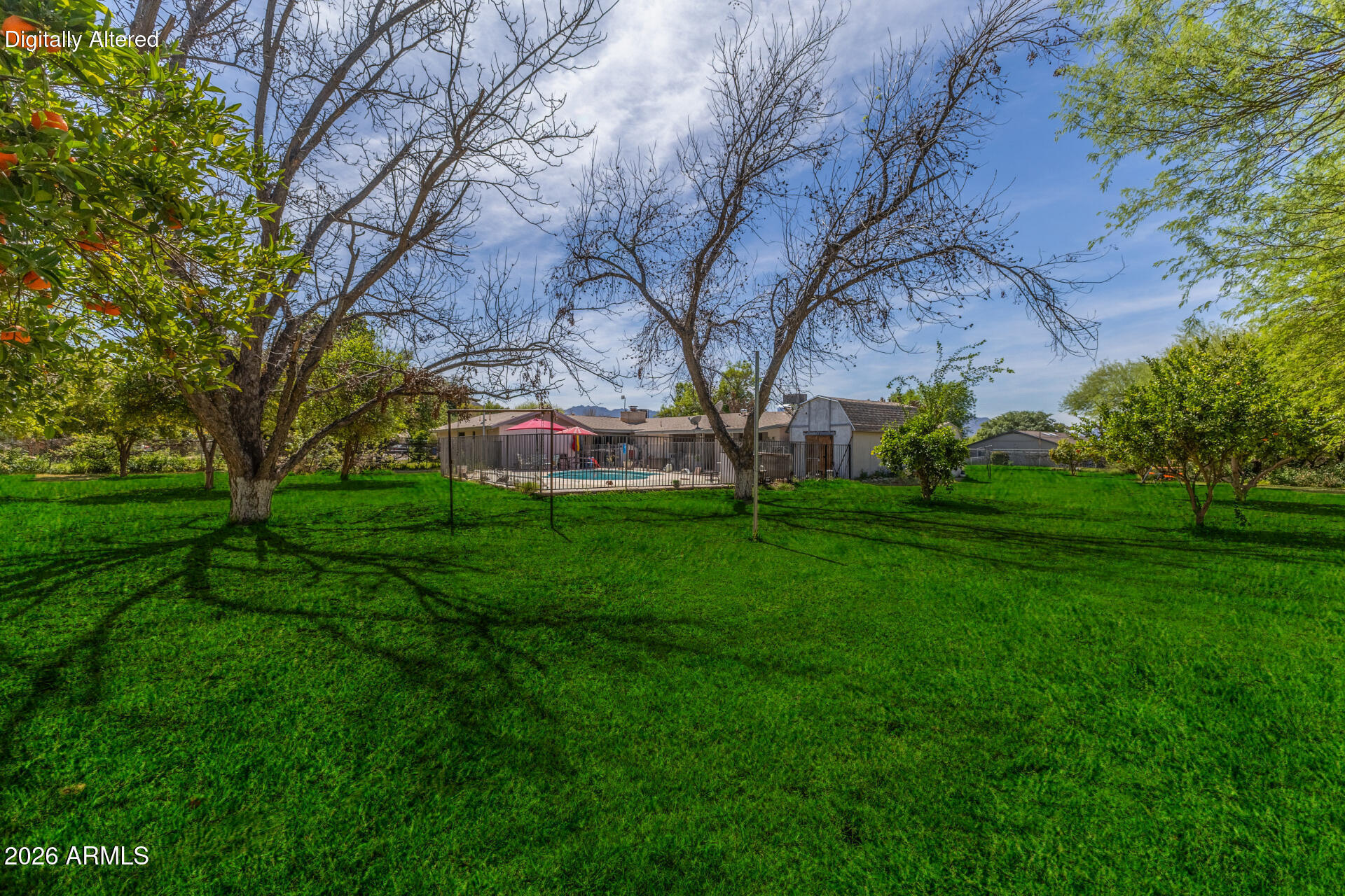 SIESTA VALLEY ESTATES - Residential
