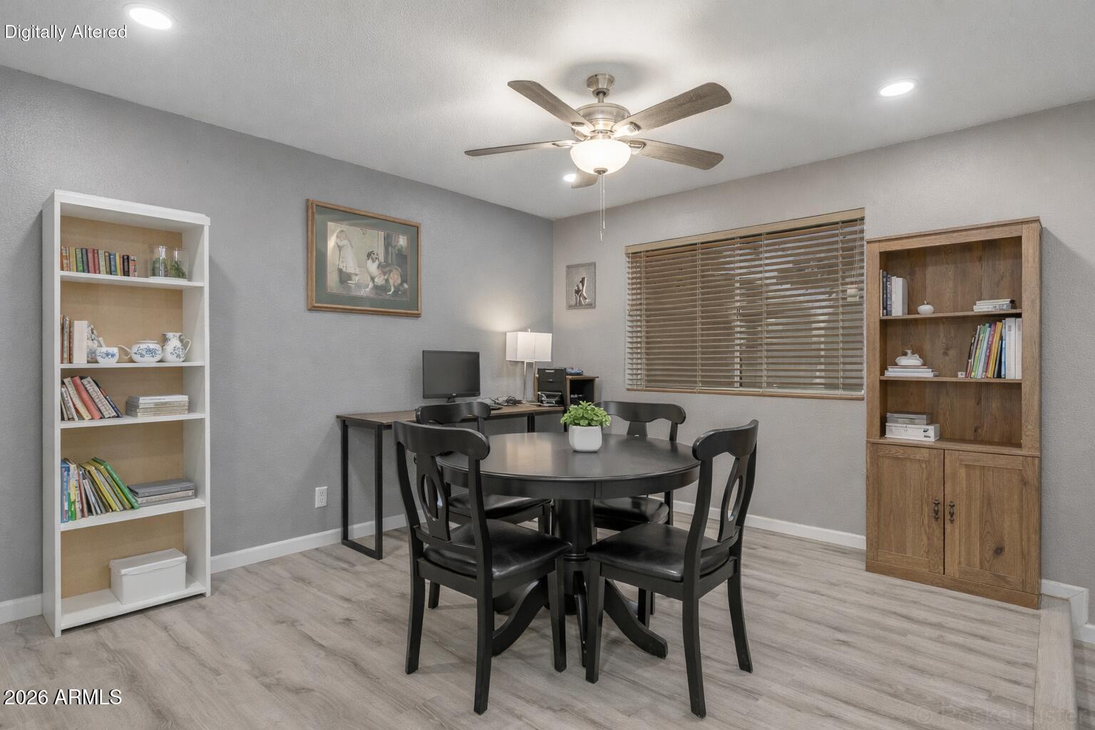 SIESTA VALLEY ESTATES - Residential
