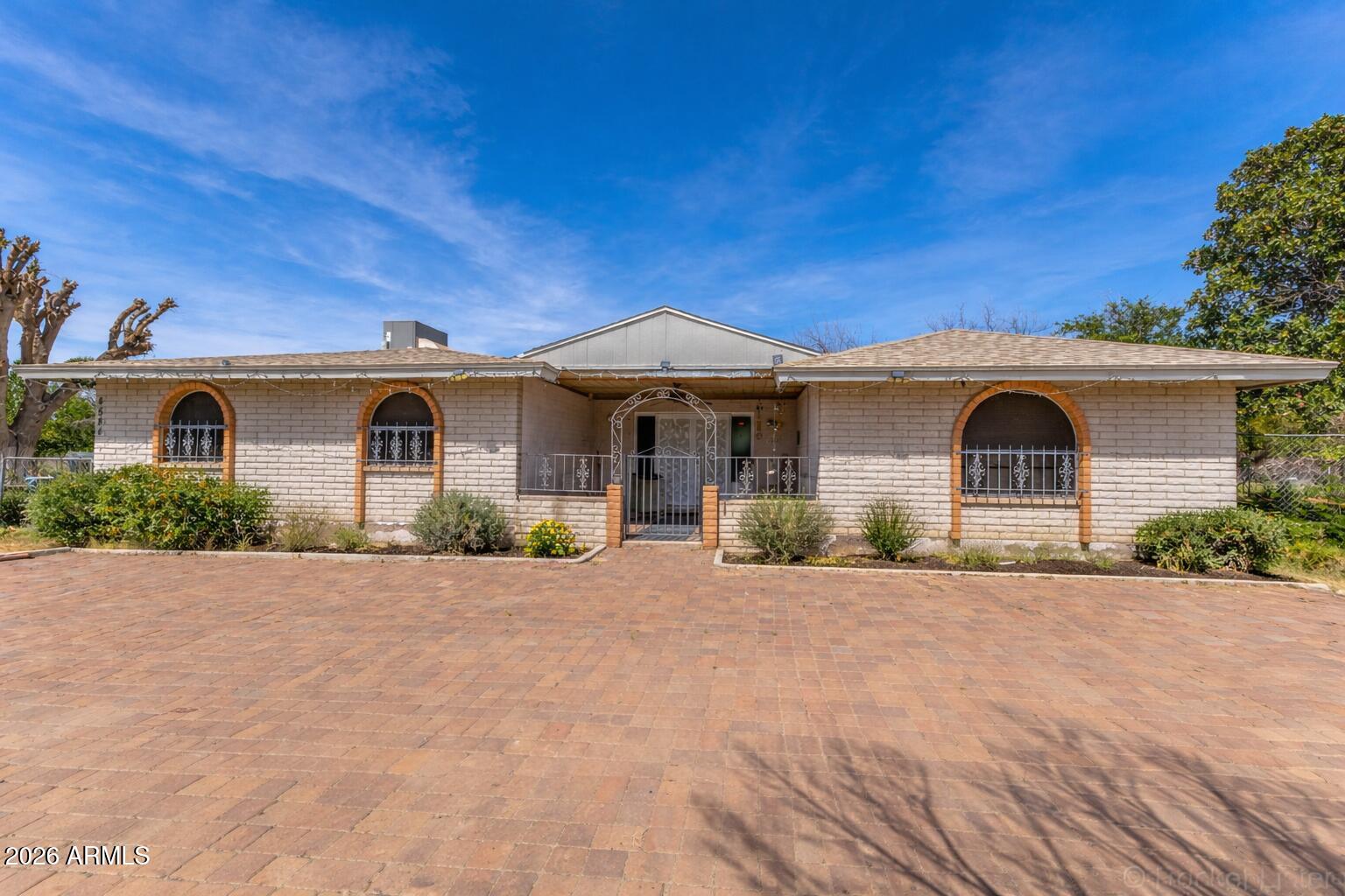 4544 W GUMINA Avenue