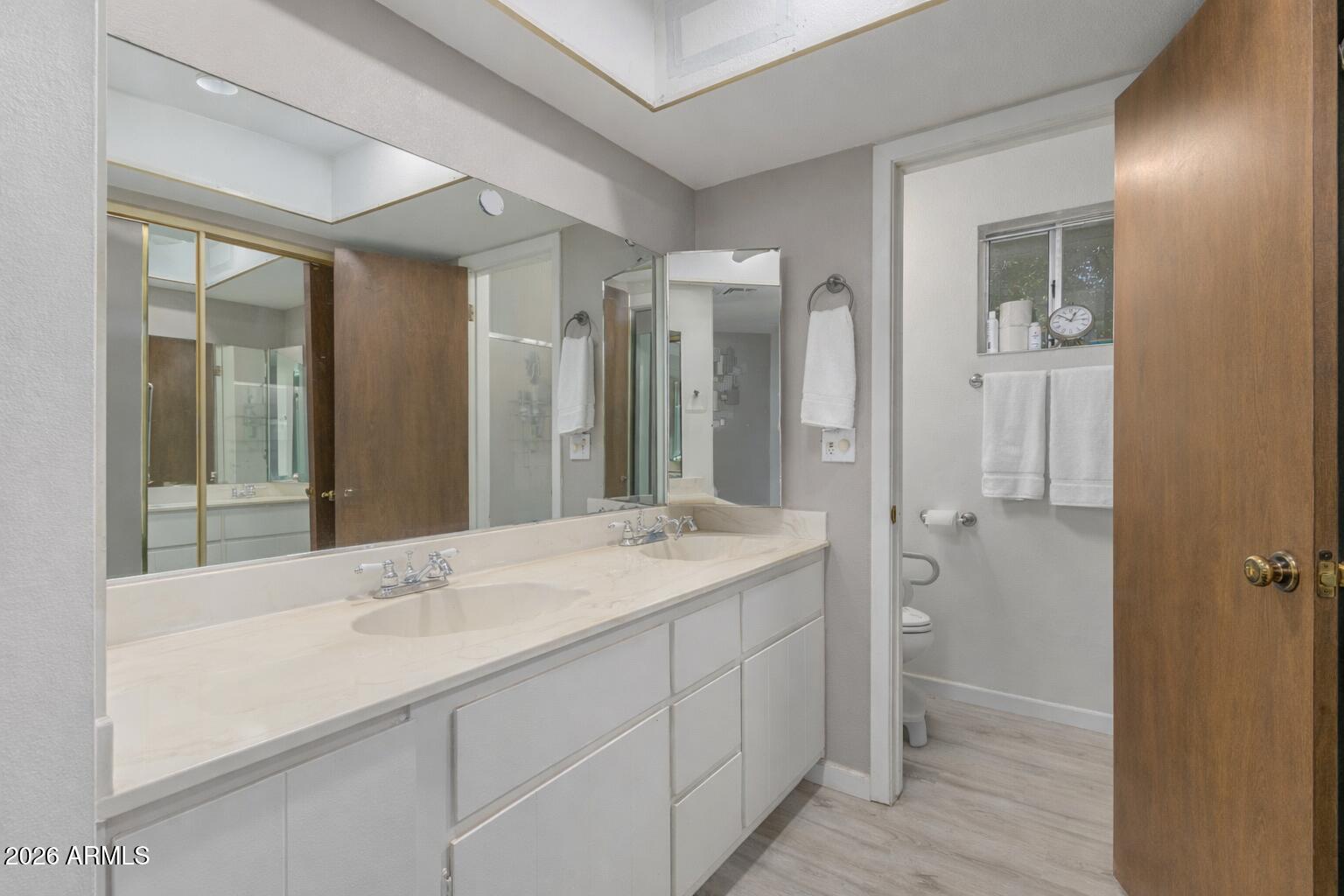 SIESTA VALLEY ESTATES - Residential