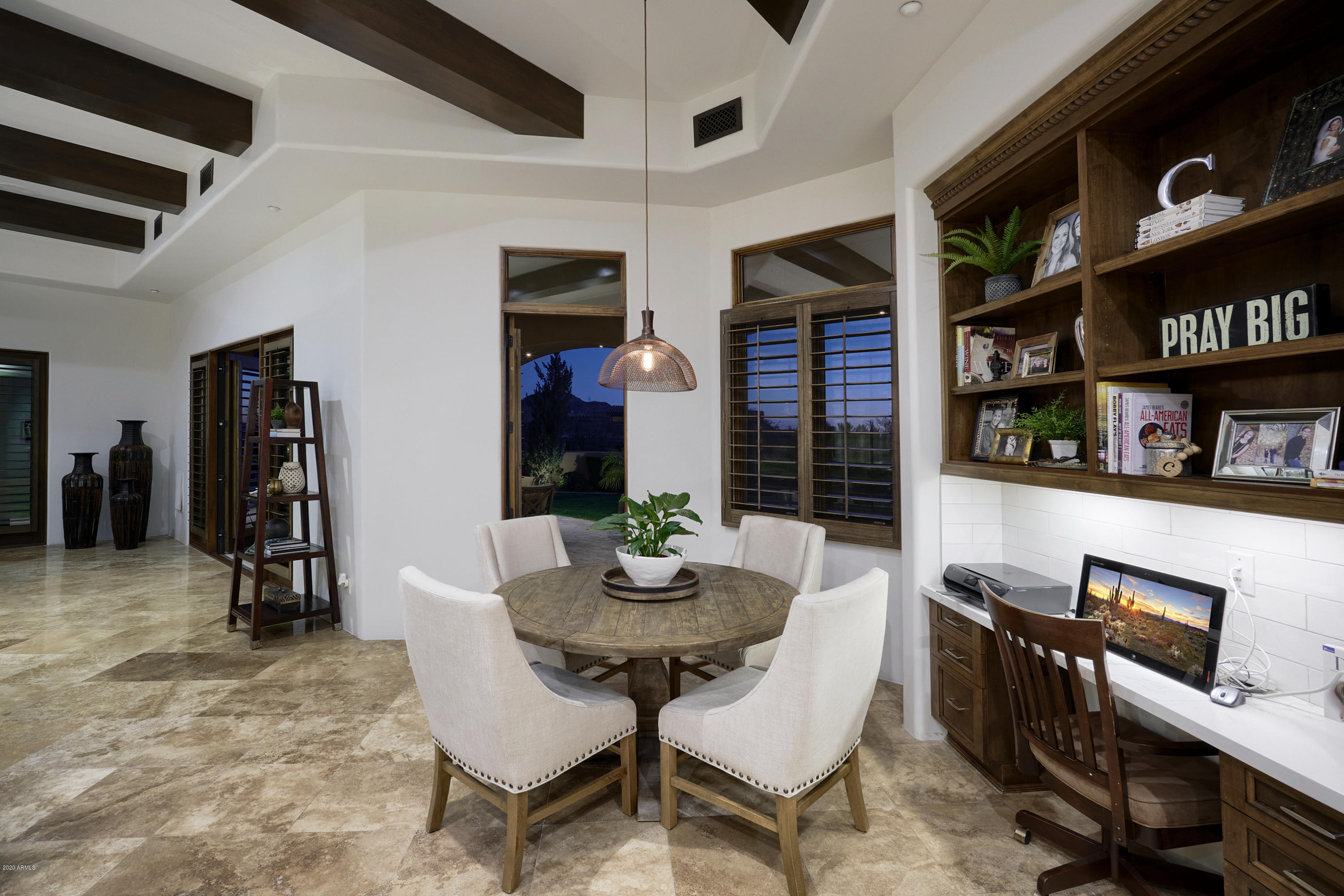 LADERA VISTA - Residential