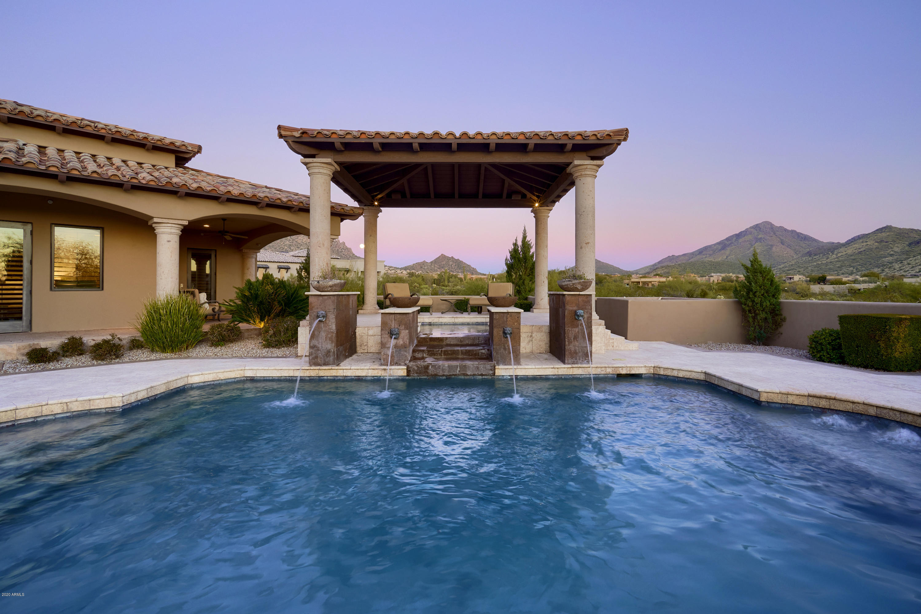 LADERA VISTA - Residential