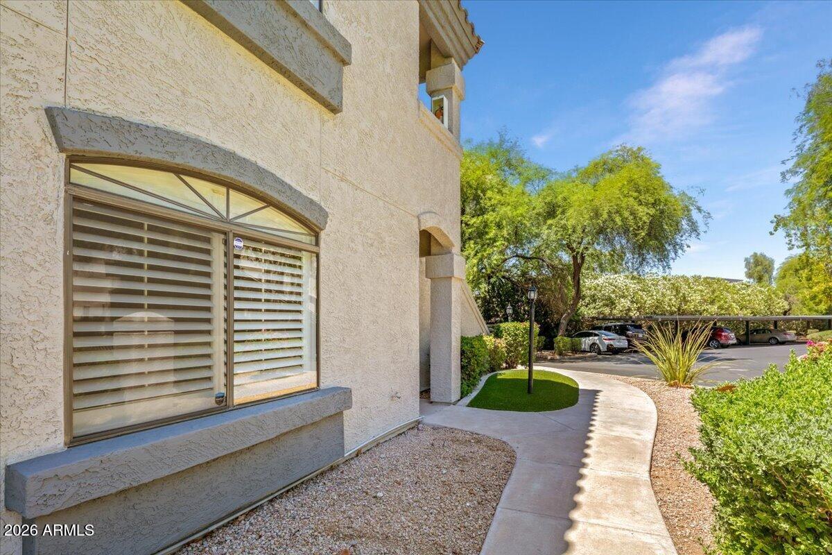 15095 N THOMPSON PEAK Parkway 1061