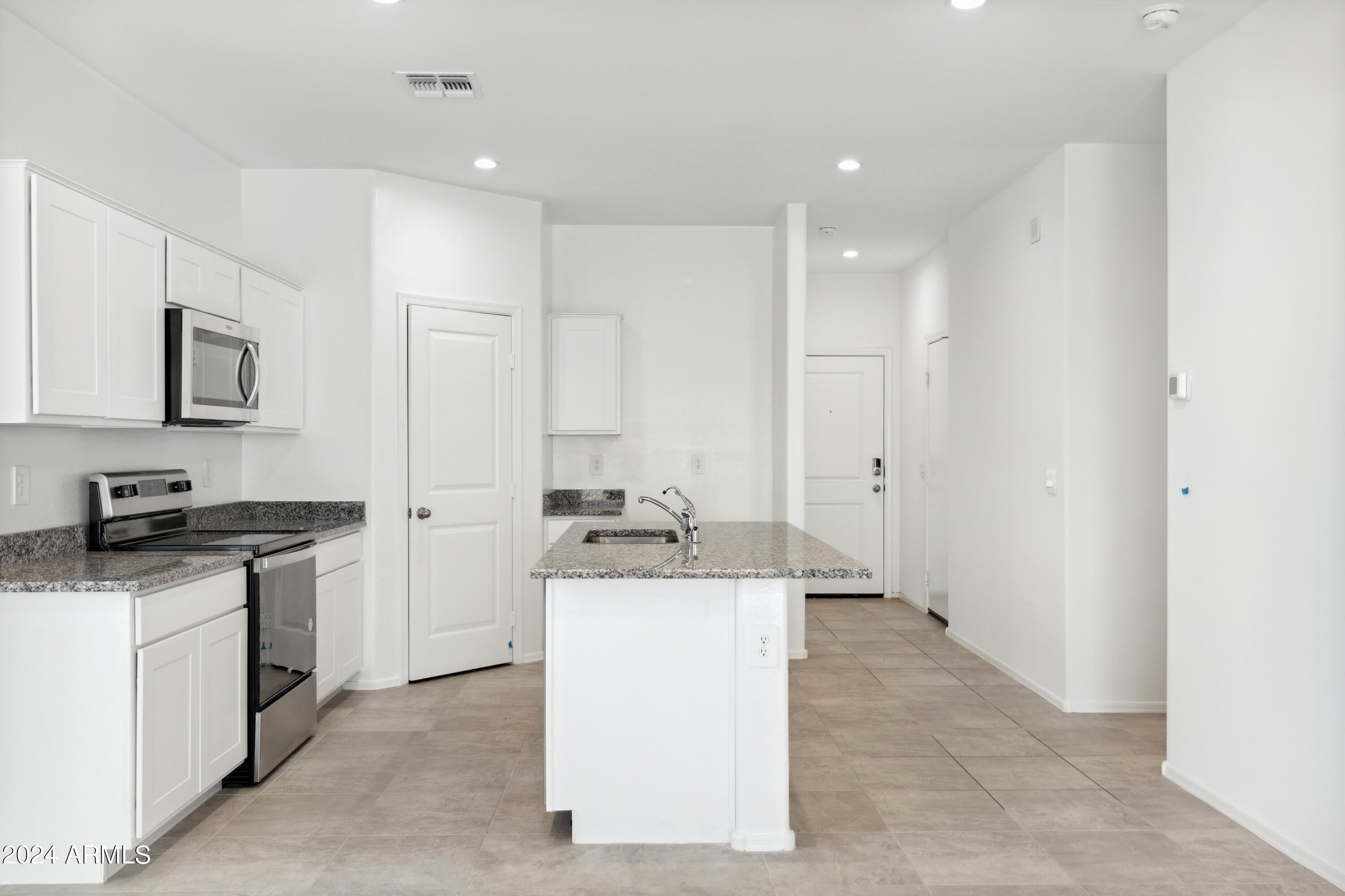 523 W KEATING Street