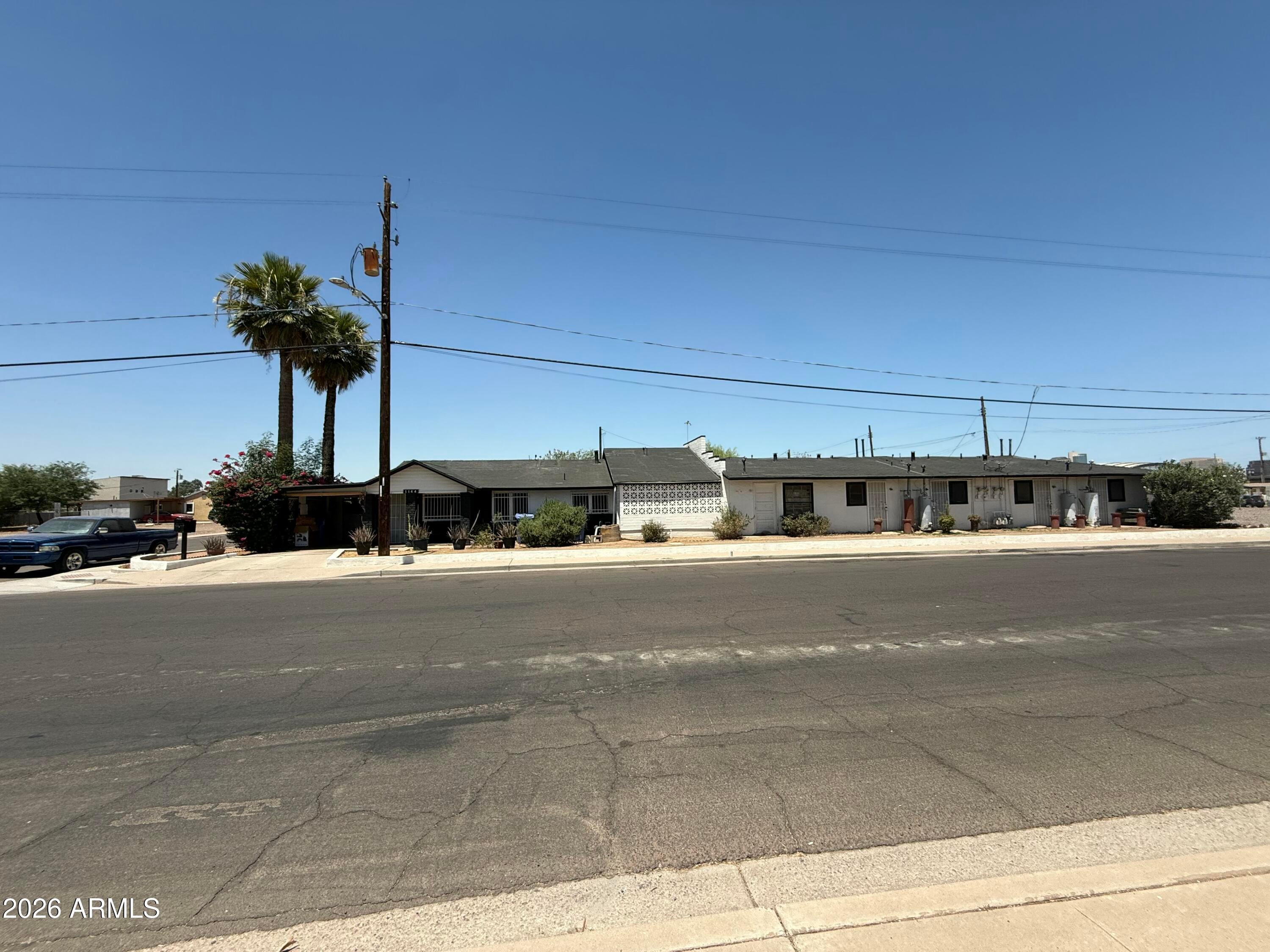 1144 E YUMA Street E 1-14