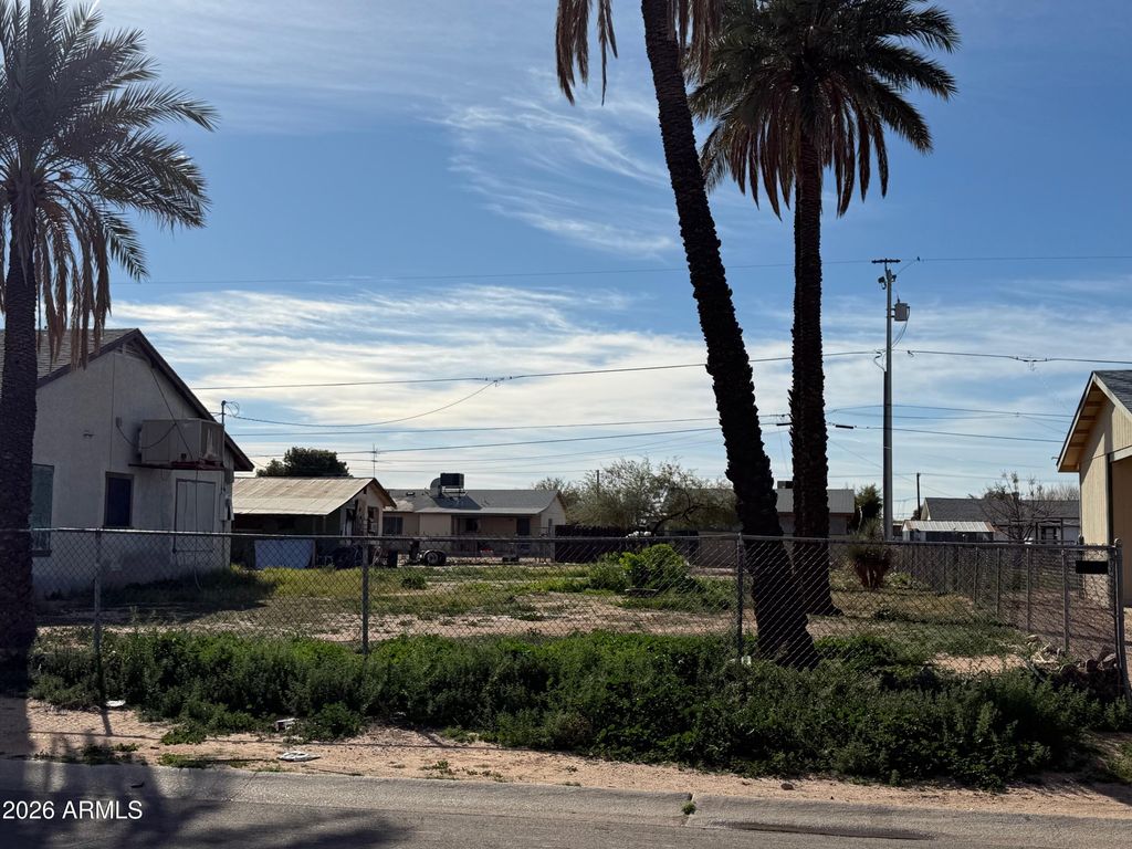 Photo of 125 E Beech Avenue #6, Casa Grande, AZ 85122 (MLS # 6971529)