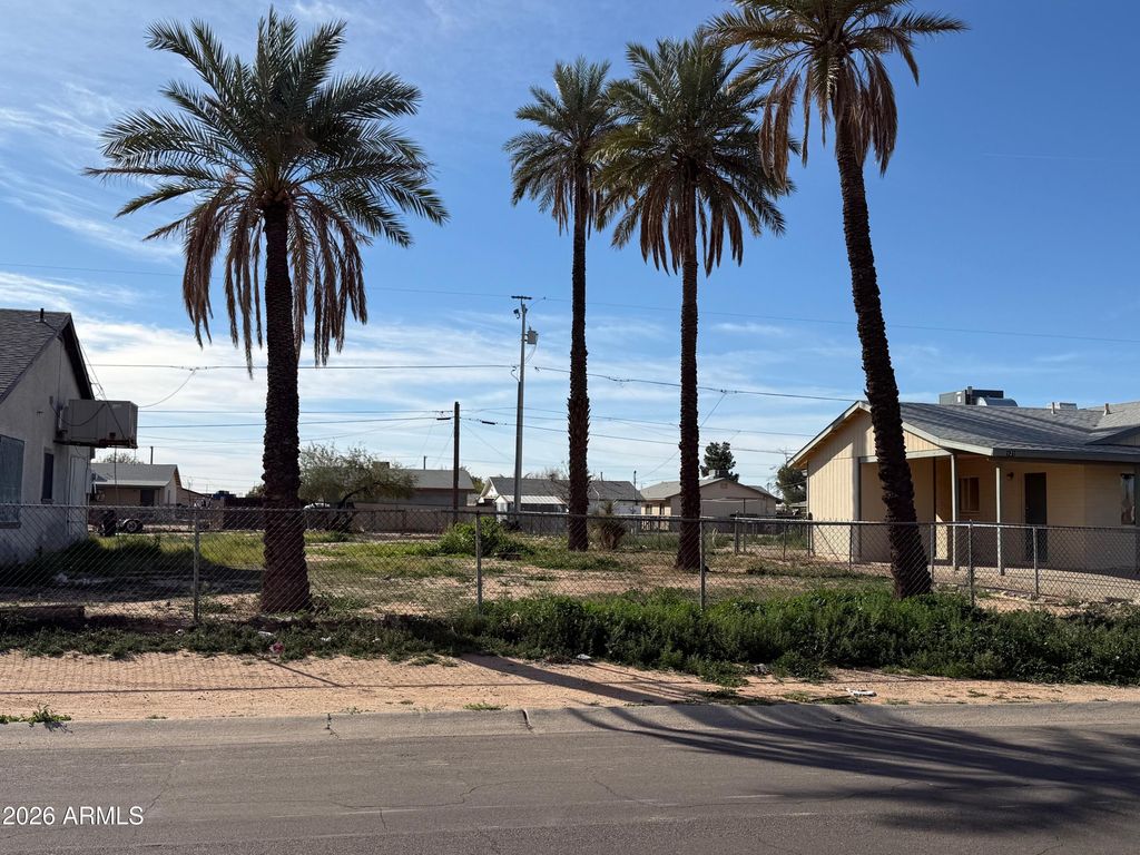 Photo of 125 E Beech Avenue #6, Casa Grande, AZ 85122 (MLS # 6971529)