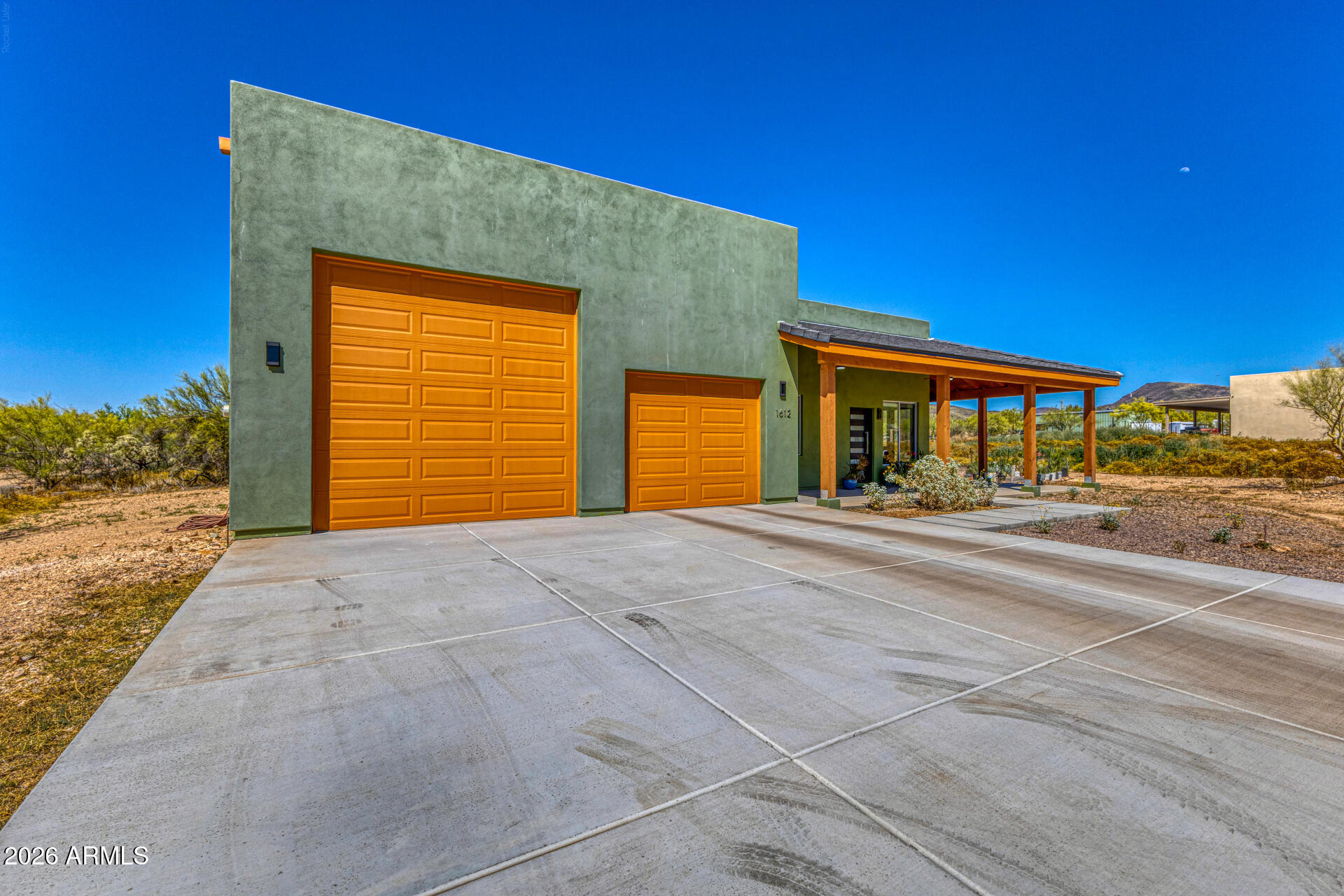 1612 E MAGELLAN Drive