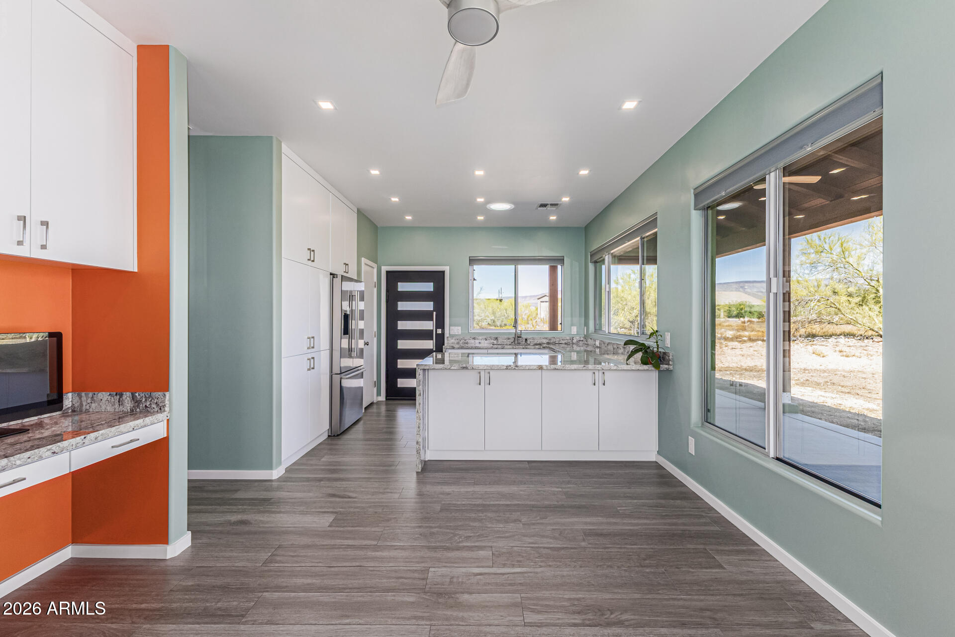 1612 E MAGELLAN Drive