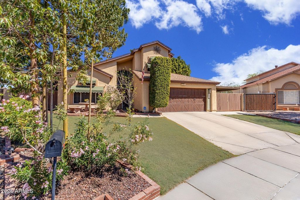 Photo of 6131 W Crocus Drive, Glendale, AZ 85306 (MLS # 7000561)
