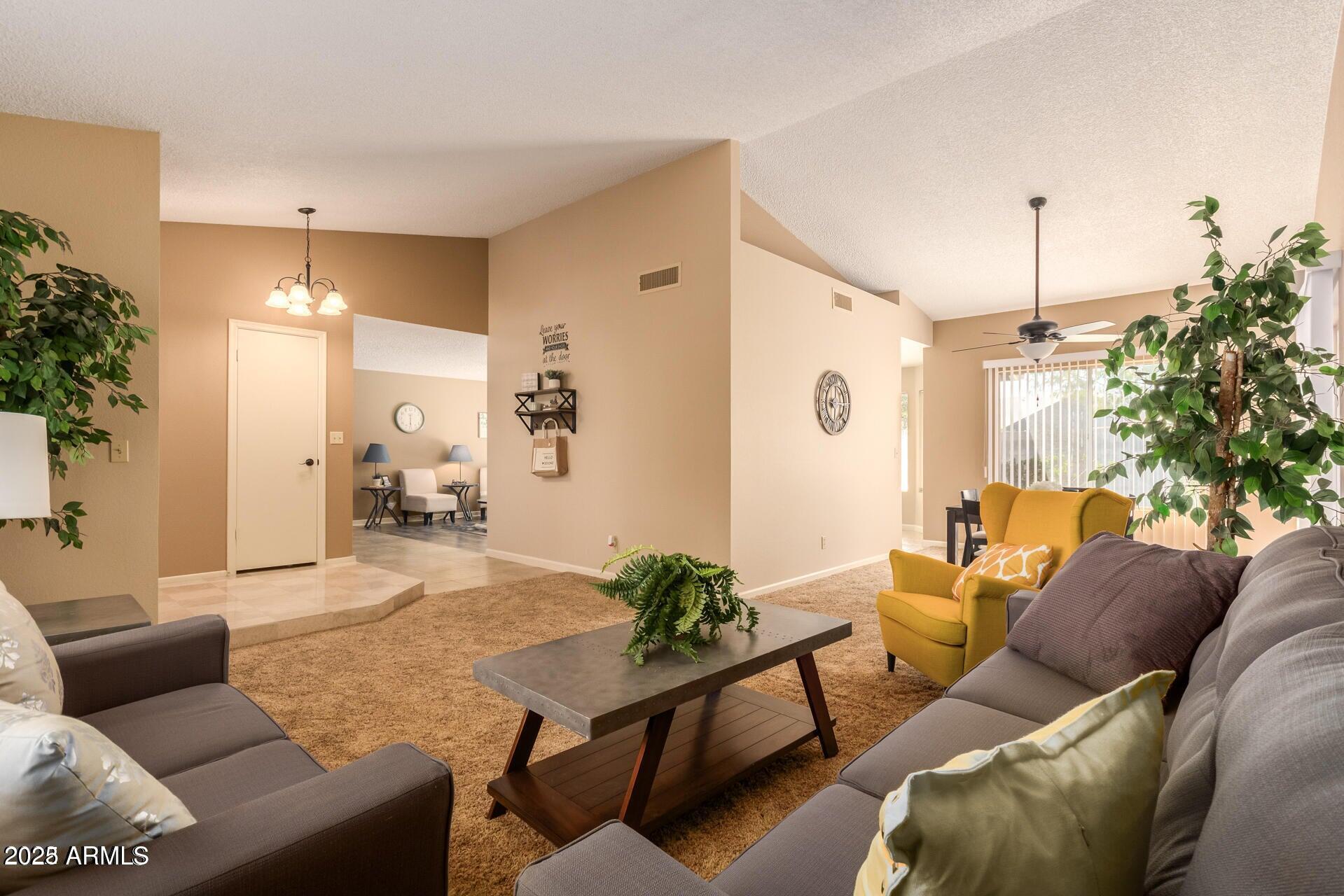2221 W ROCKWELL Drive