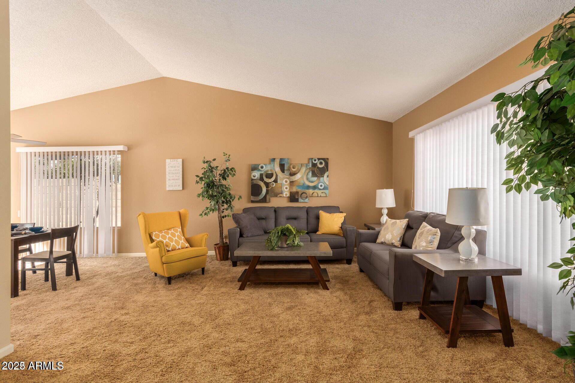2221 W ROCKWELL Drive