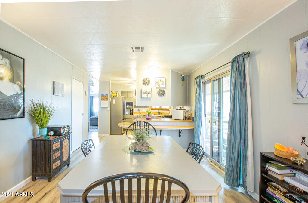 Thunderbird Mobile Home Park - Residential