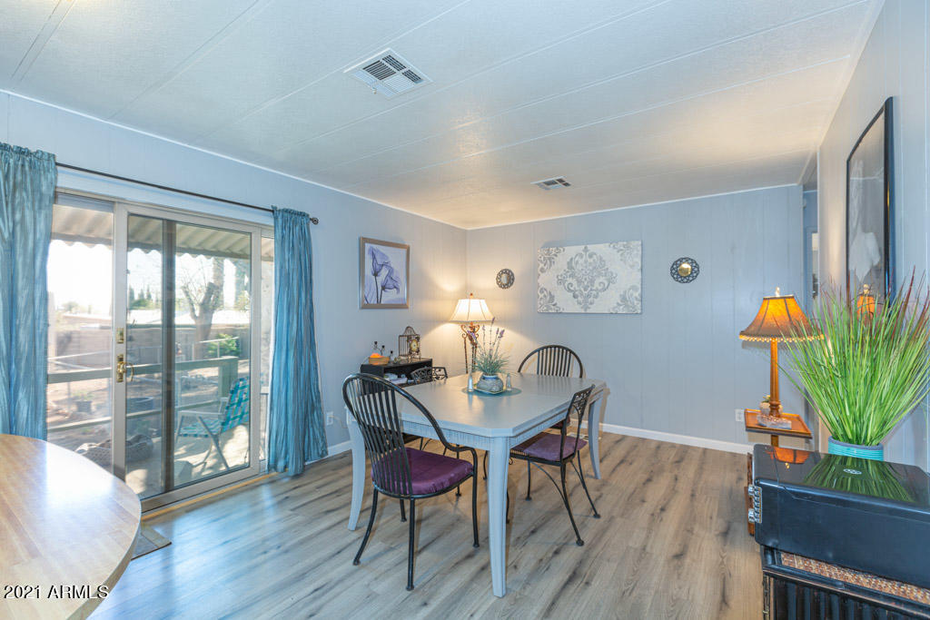 Thunderbird Mobile Home Park - Residential
