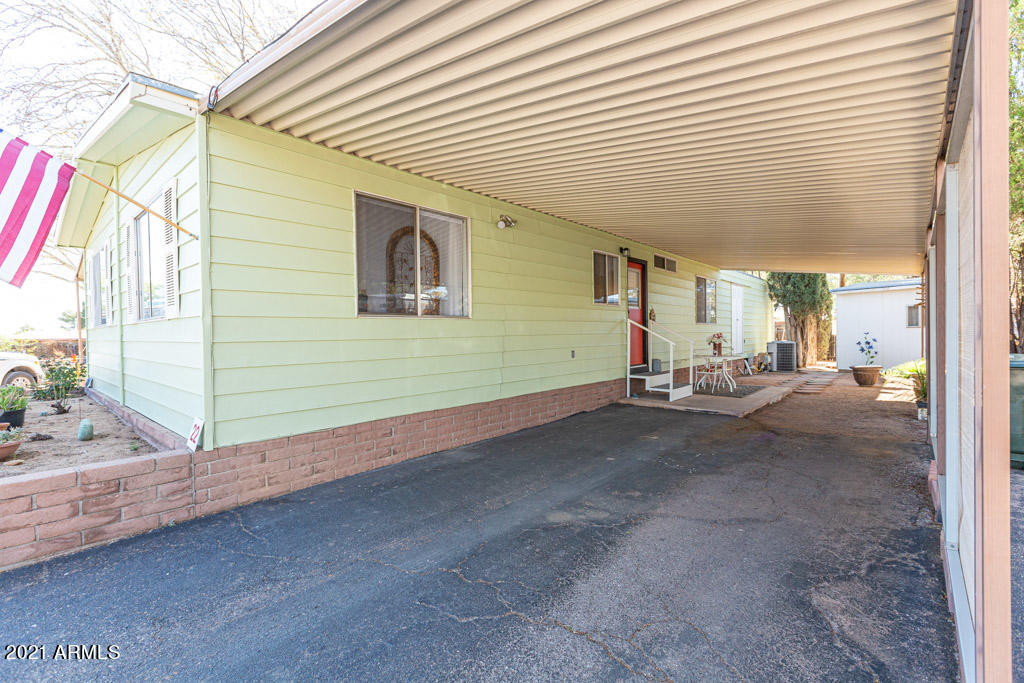 Thunderbird Mobile Home Park - Residential