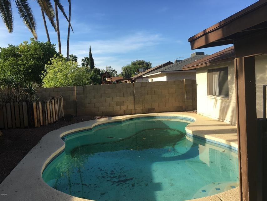 2332 S Patterson
