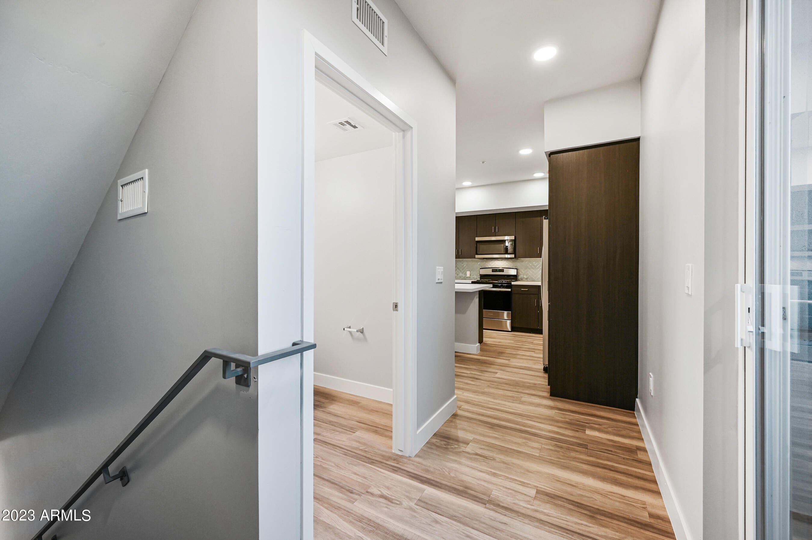 1023 W 5th Street Unit 1027