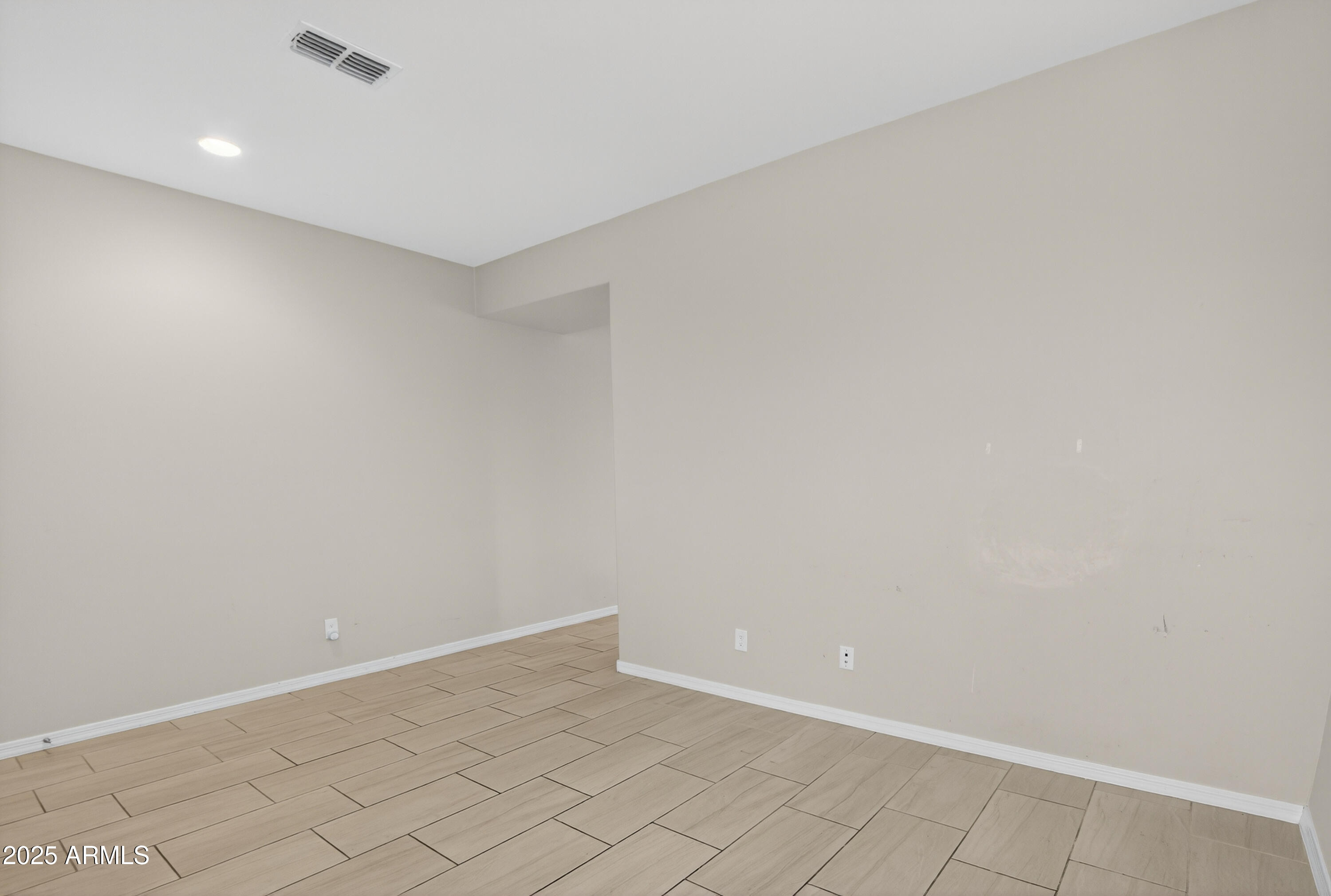 20156 W BUCHANAN Street