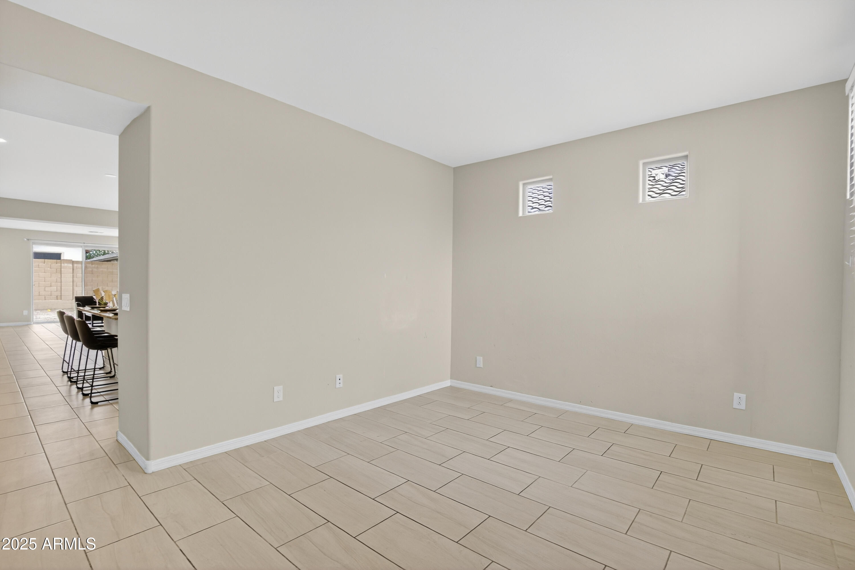 20156 W BUCHANAN Street