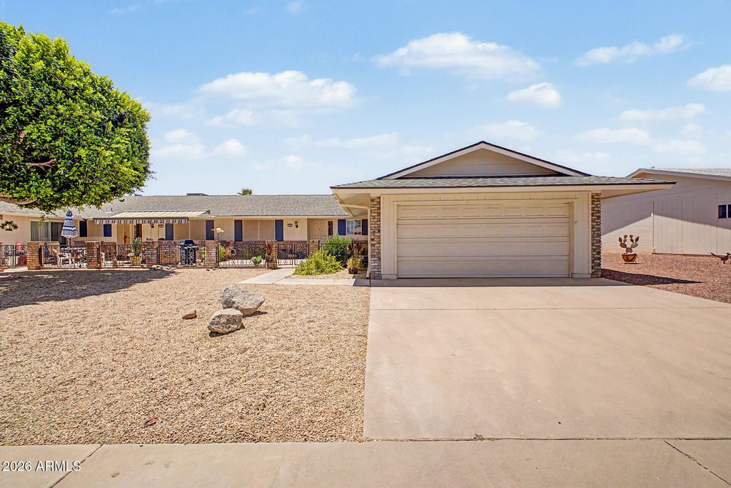 Photo of 10609 W Tropicana Circle, Sun City, AZ 85351 (MLS # 7032950)