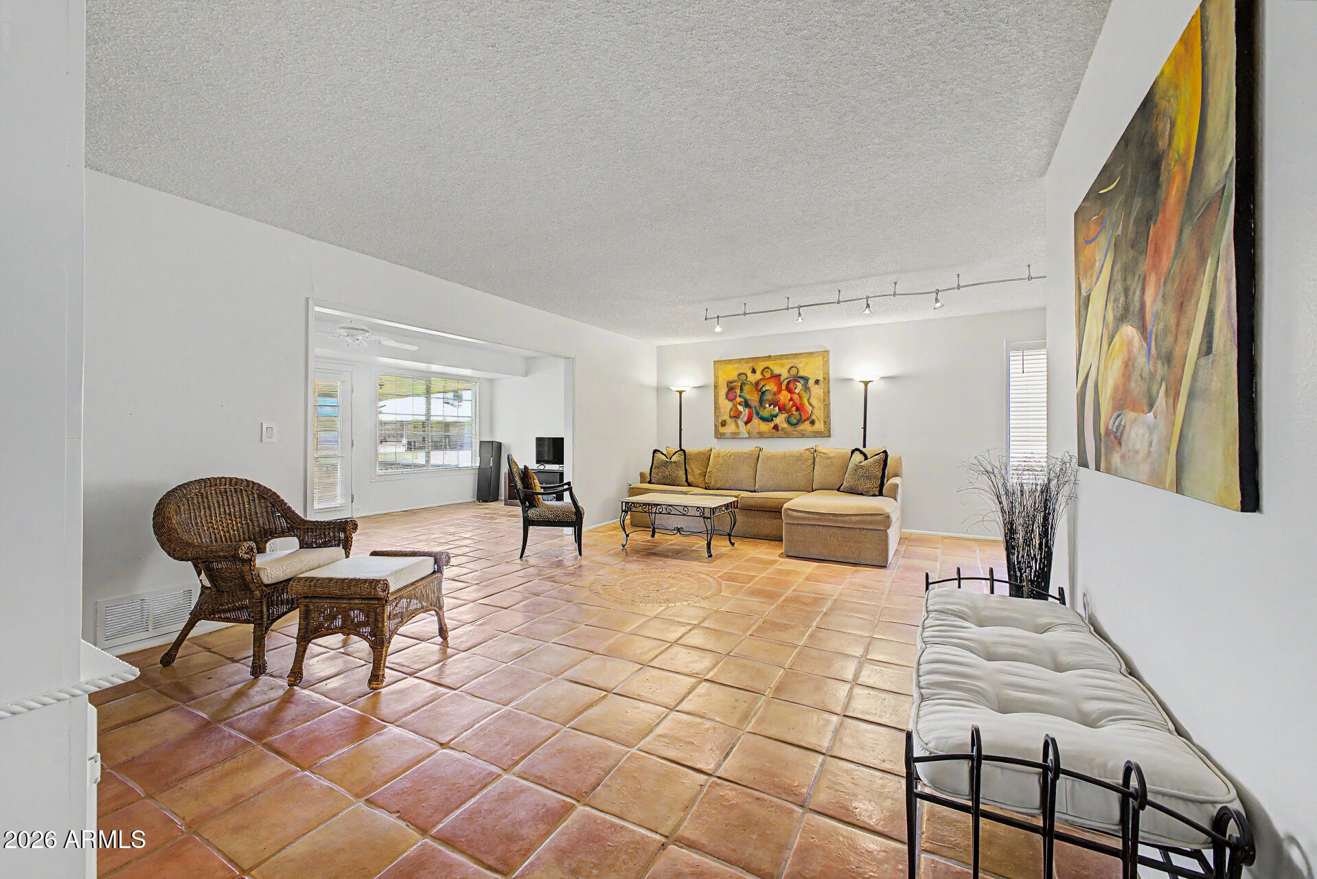 10609 W Tropicana Circle