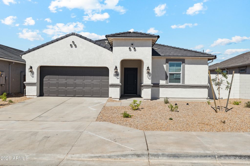 Photo of 1547 E Glazier Drive E, Casa Grande, AZ 85122 (MLS # 6956840)