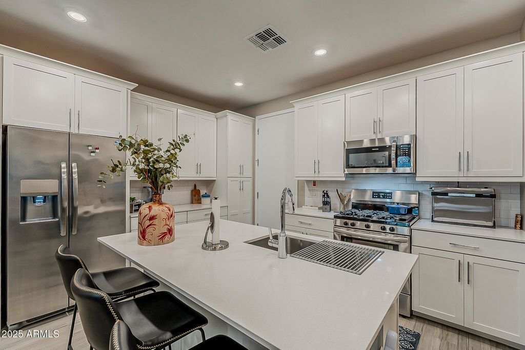 Photo of 4077 S Sabrina Drive #70, Chandler, AZ 85248 (MLS # 6911156)
