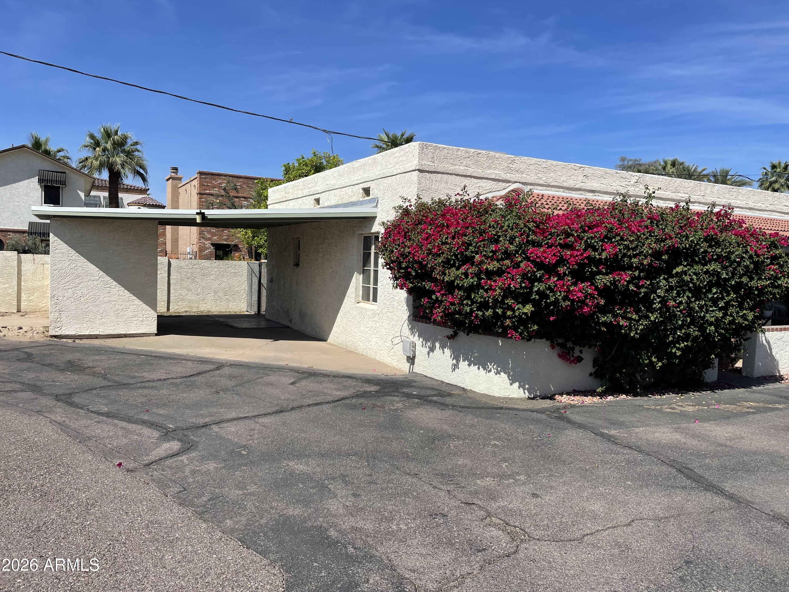 385 E CORONADO Road 7