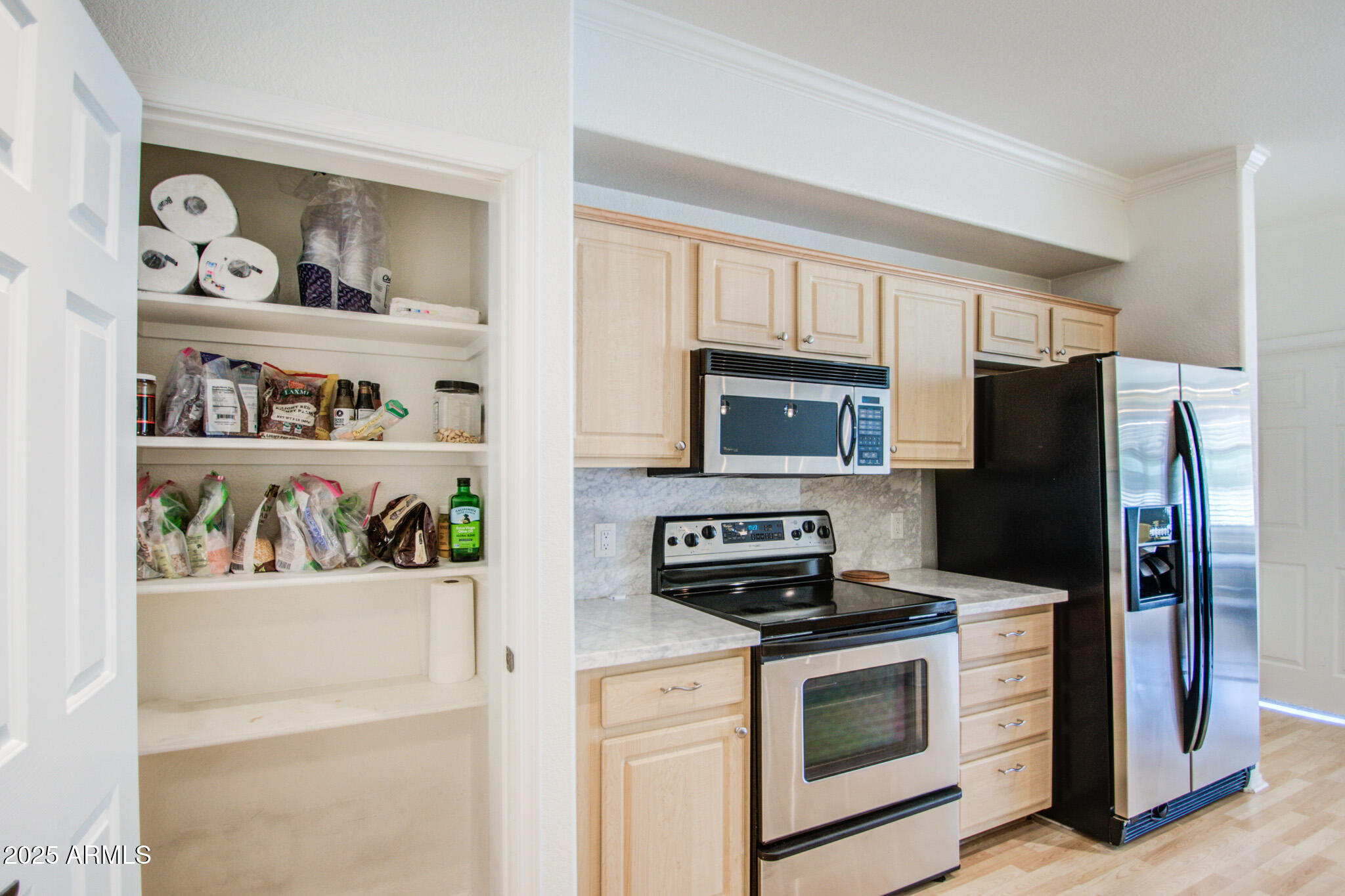 435 W RIO SALADO Parkway 208