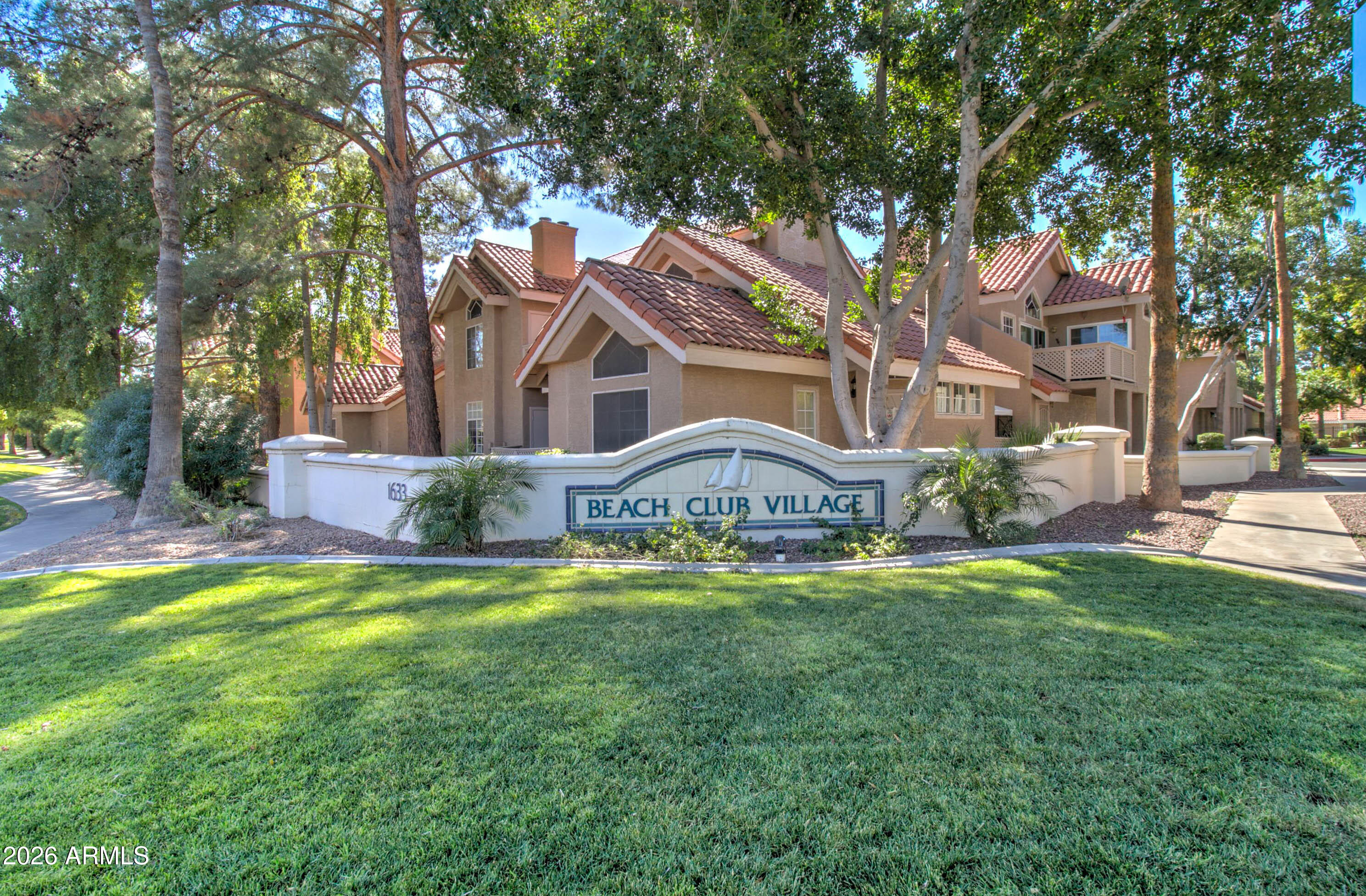 BEACH CLUB VILLAGE AT VAL VISTA LAKES UNIT 1-198 - Residential
