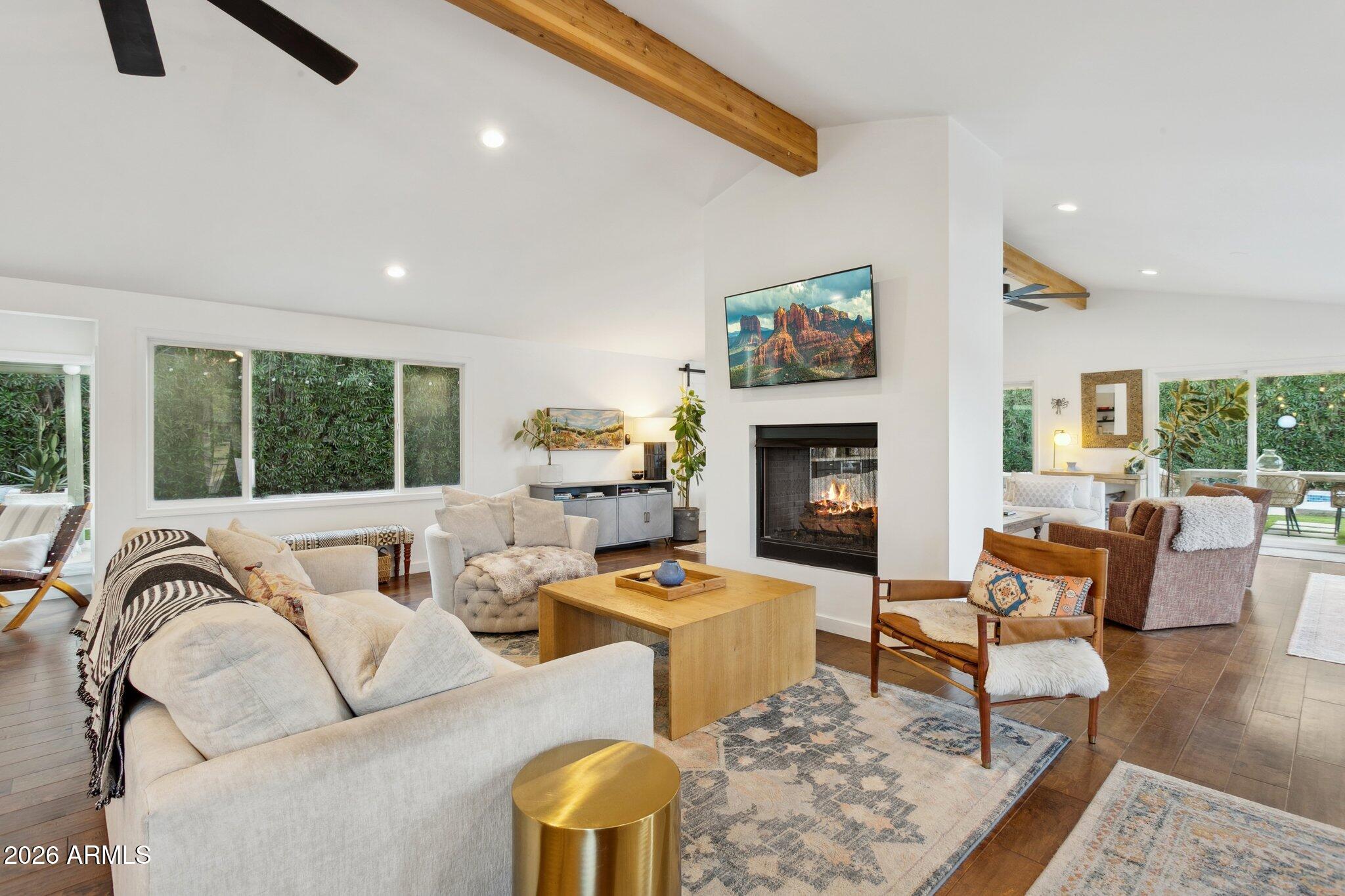 6119 E CARNATION Circle