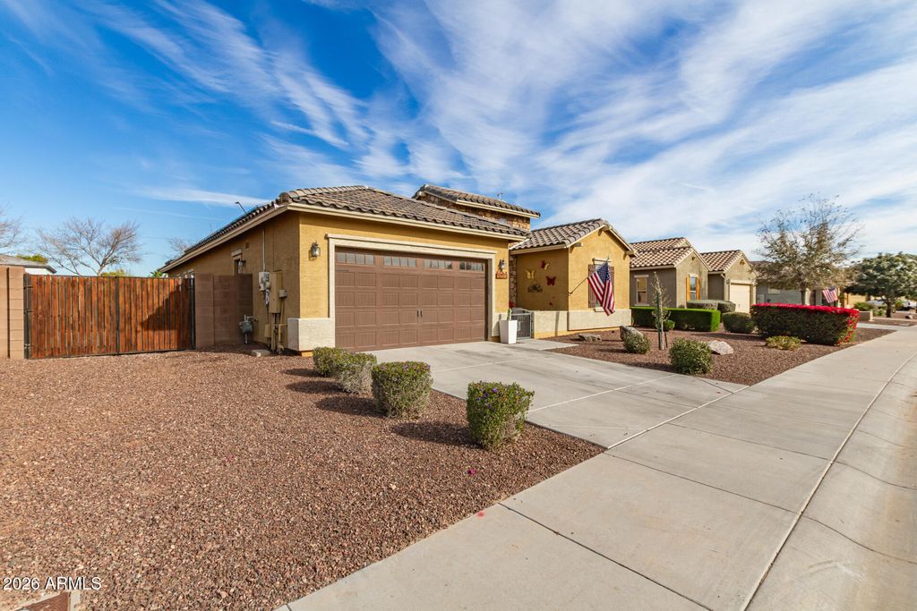 Photo of 18584 W Kendall Street, Goodyear, AZ 85338 (MLS # 6965376)